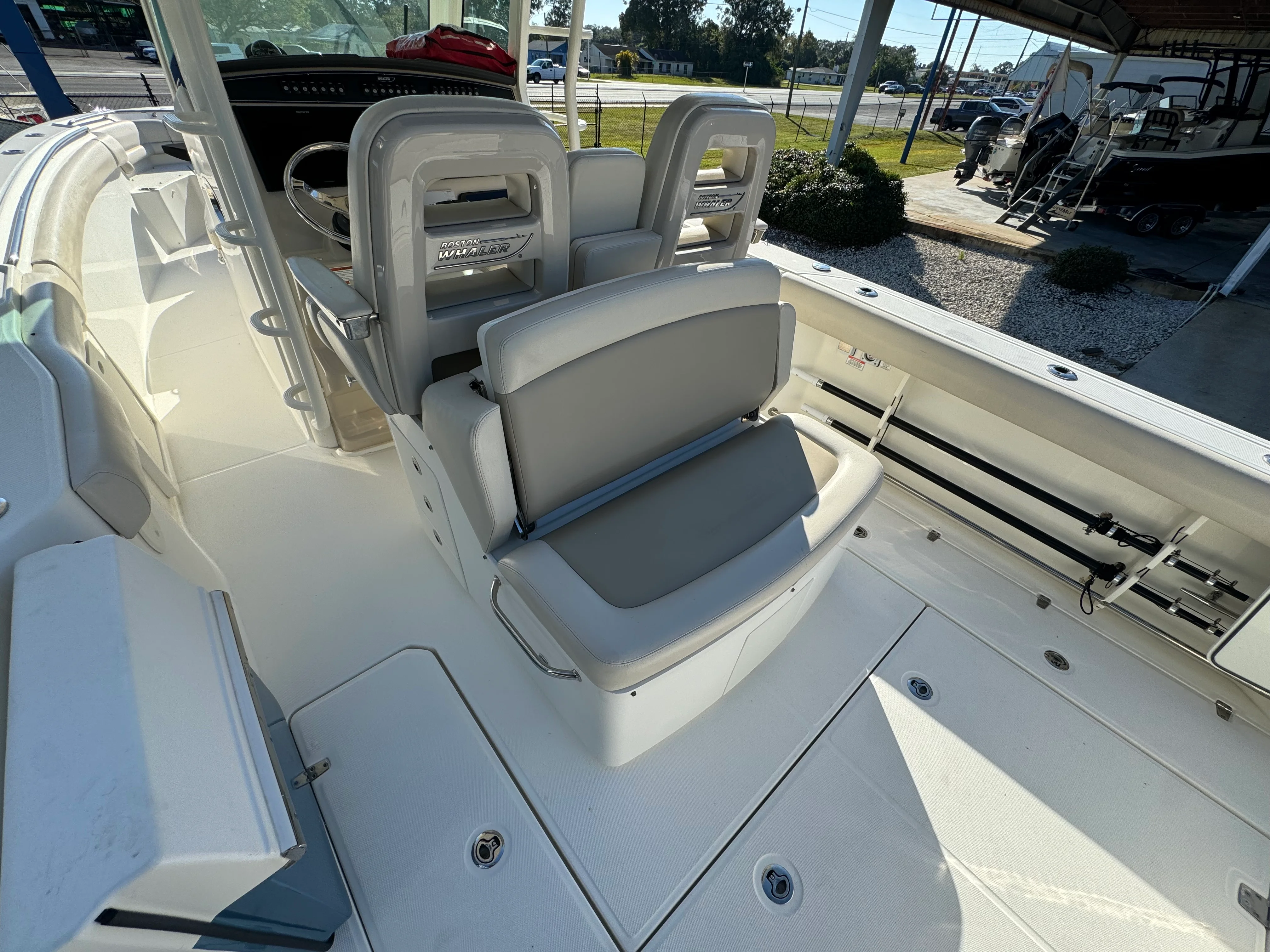 2019 Boston Whaler 330 Outrage Image Thumbnail #7