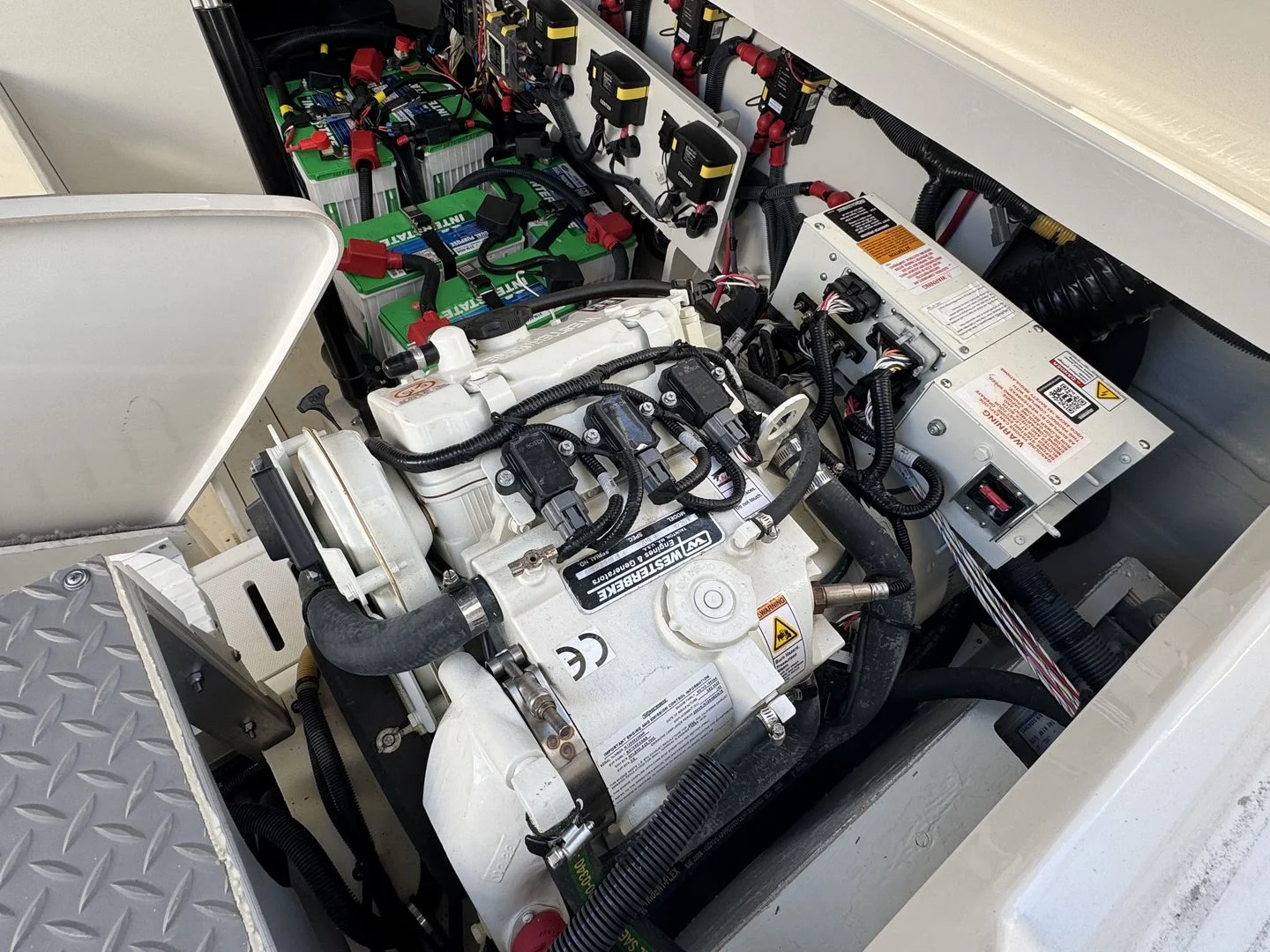 2024 Sea Ray 320 SUNDANCER OUTBOARD Image Thumbnail #47