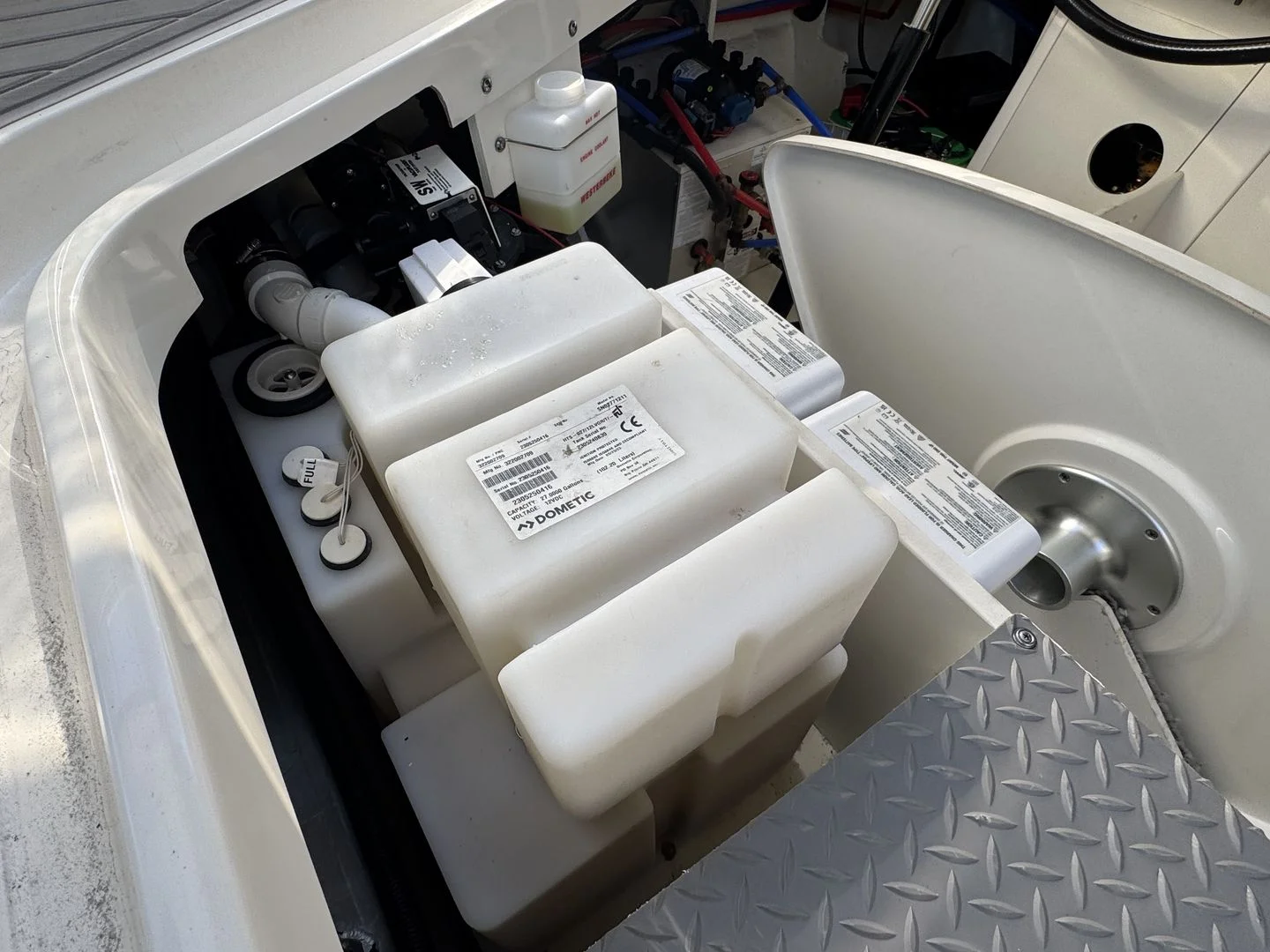 2024 Sea Ray 320 SUNDANCER OUTBOARD Image Thumbnail #46