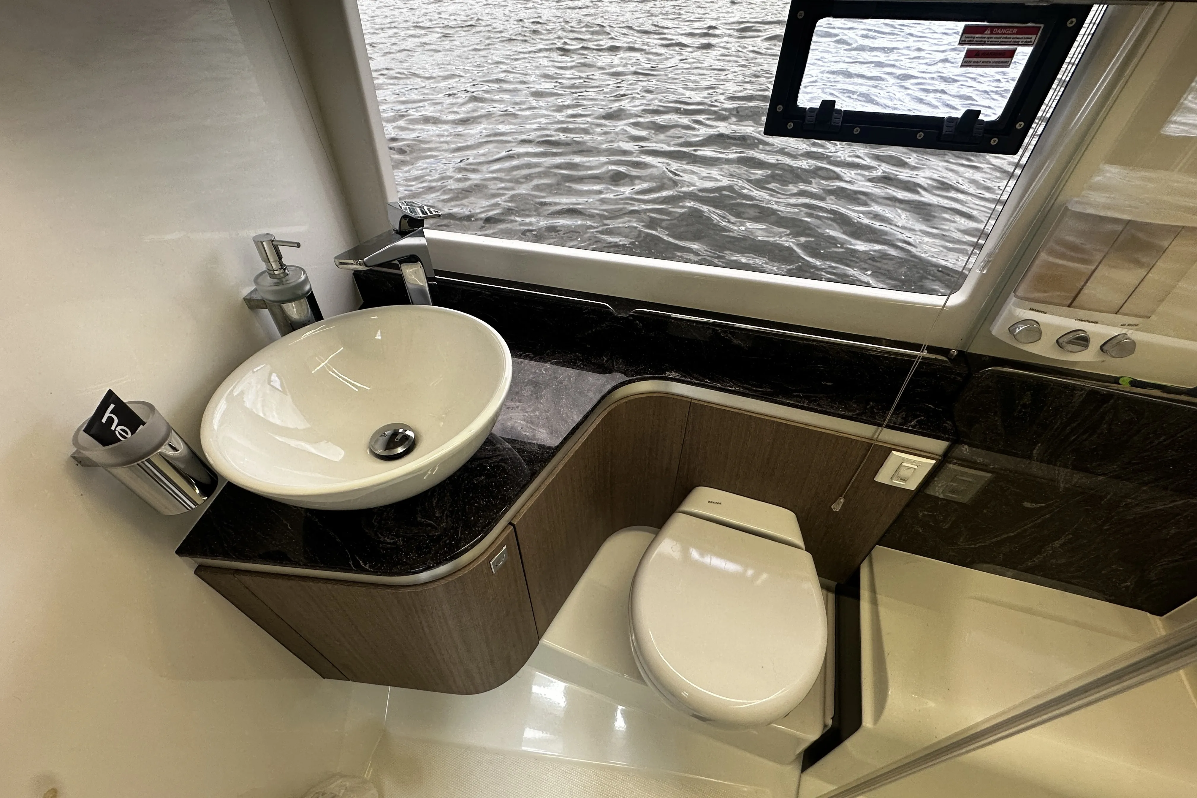 2024 Galeon 375 GTO Image Thumbnail #58