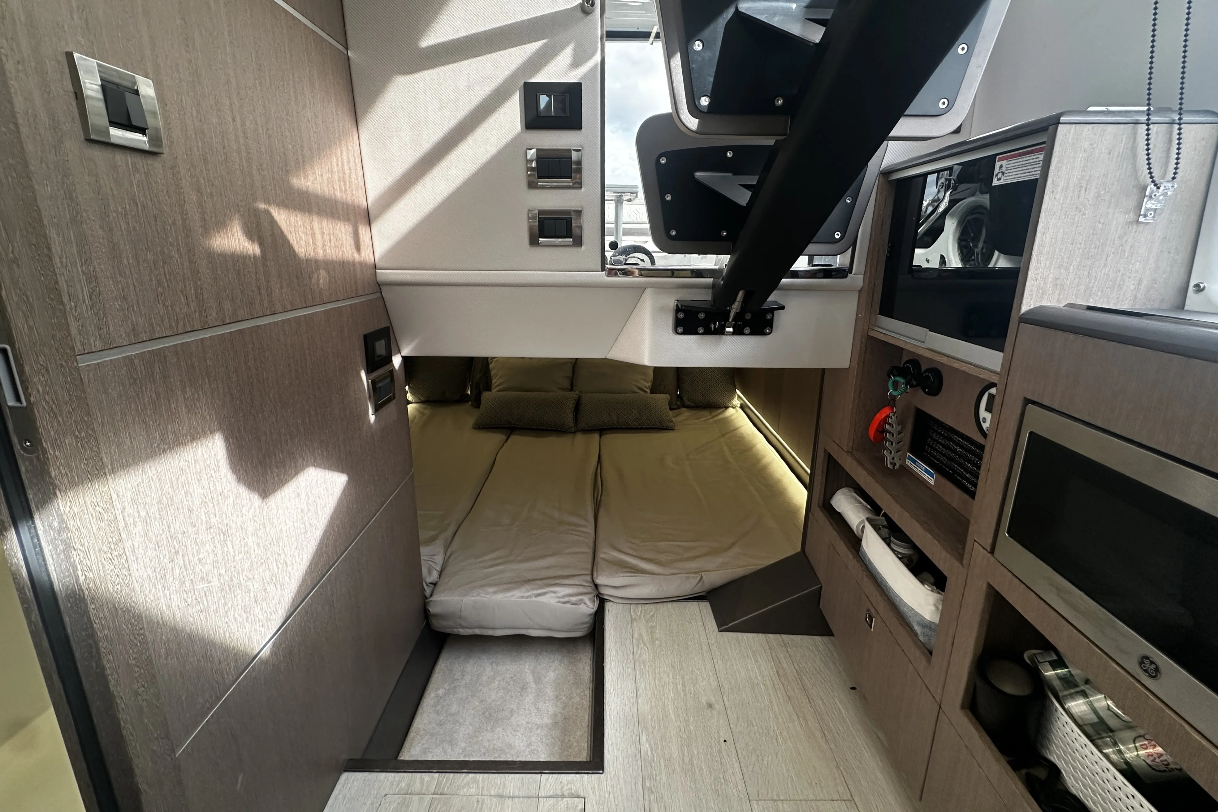 2024 Galeon 375 GTO Image Thumbnail #47