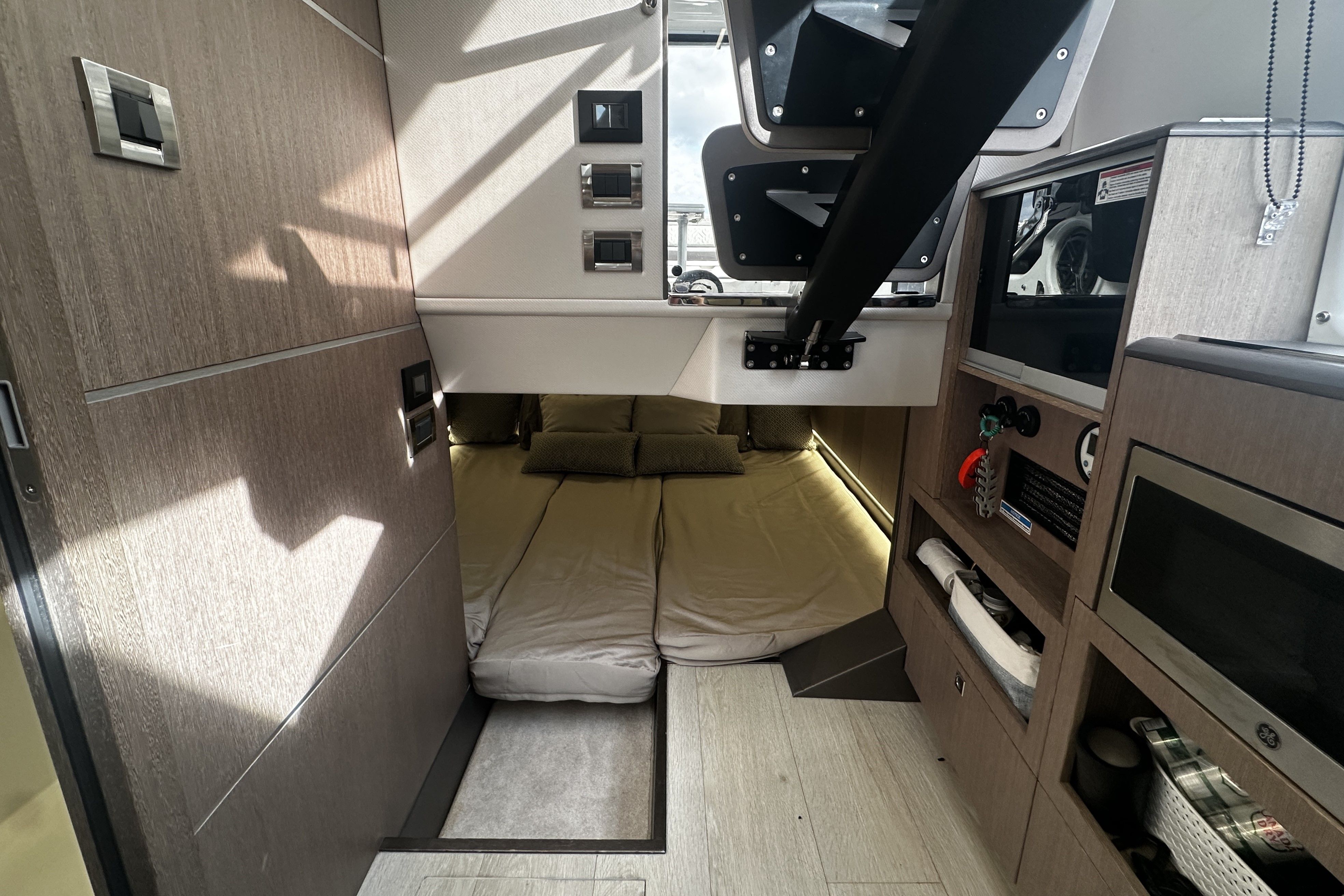 2024 Galeon 375 GTO Image Thumbnail #47