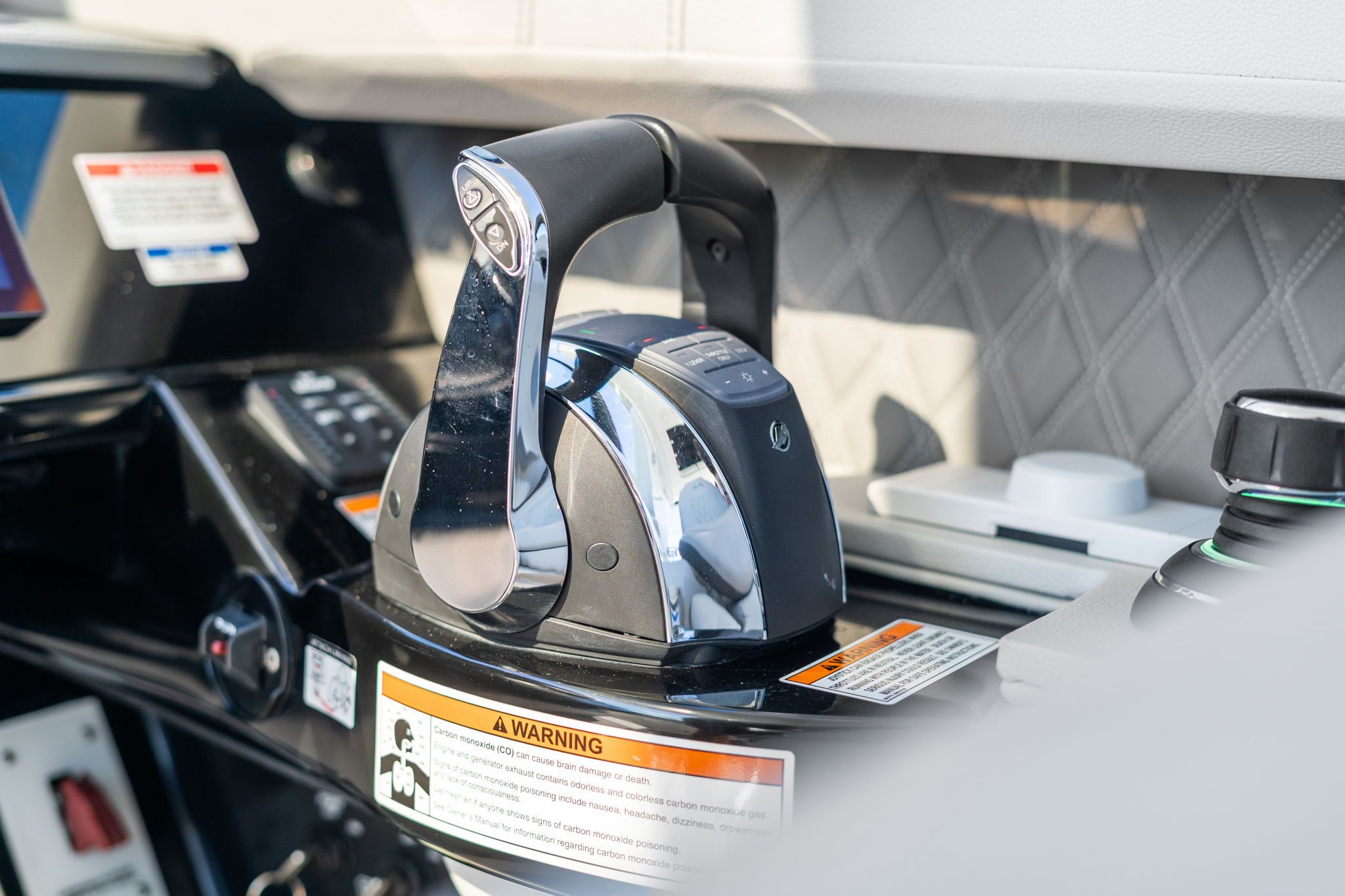 2020 Sea Ray 400 SLX OUTBOARD Image Thumbnail #22