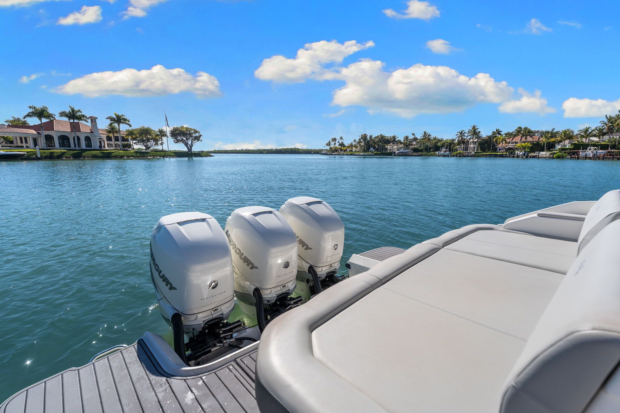 2020 Sea Ray 400 SLX OUTBOARD Image Thumbnail #39