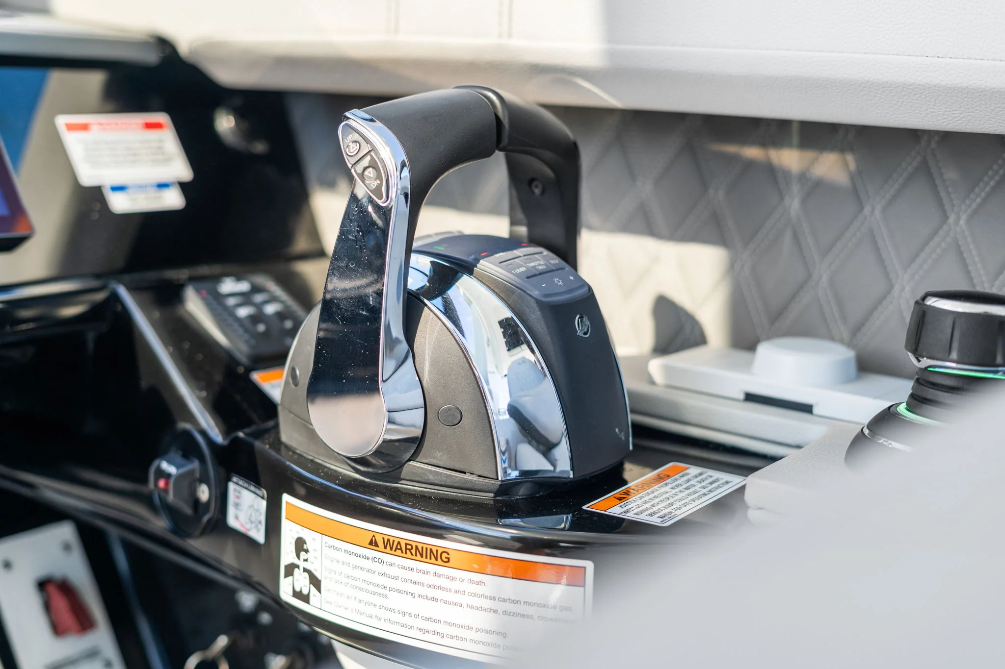 2020 Sea Ray 400 SLX OUTBOARD Image Thumbnail #30