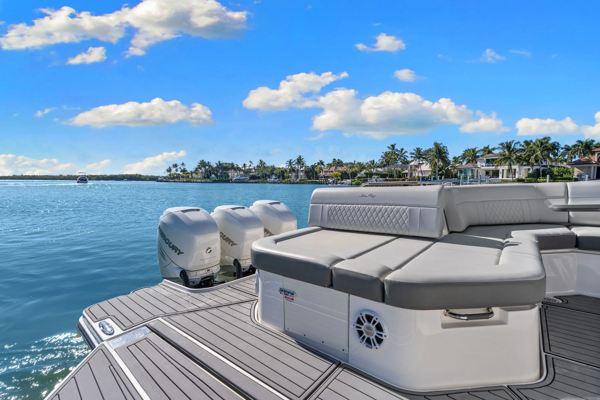 2020 Sea Ray 400 SLX OUTBOARD Image Thumbnail #16