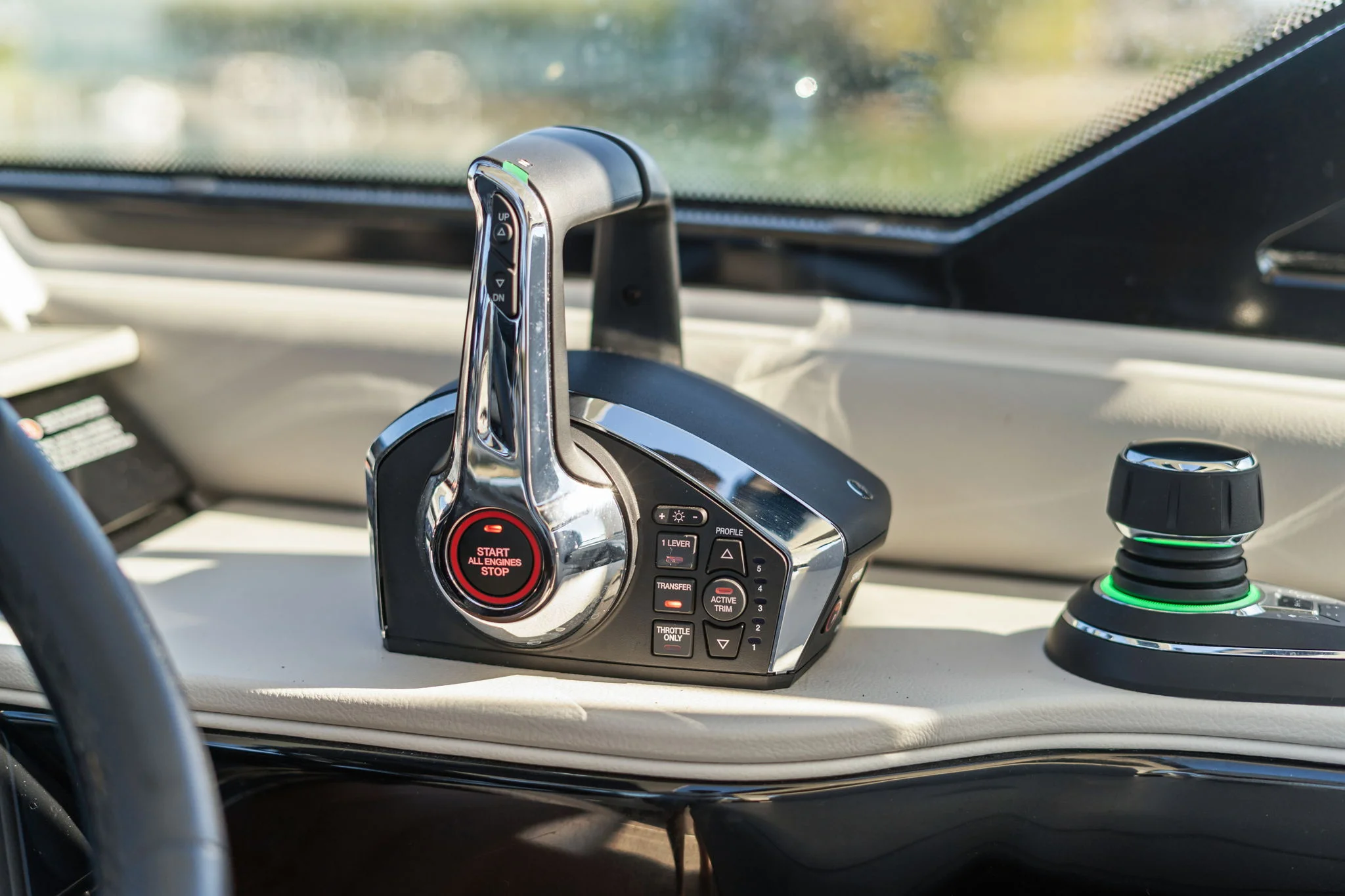 2023 Sea Ray 370 Sundancer Image Thumbnail #25