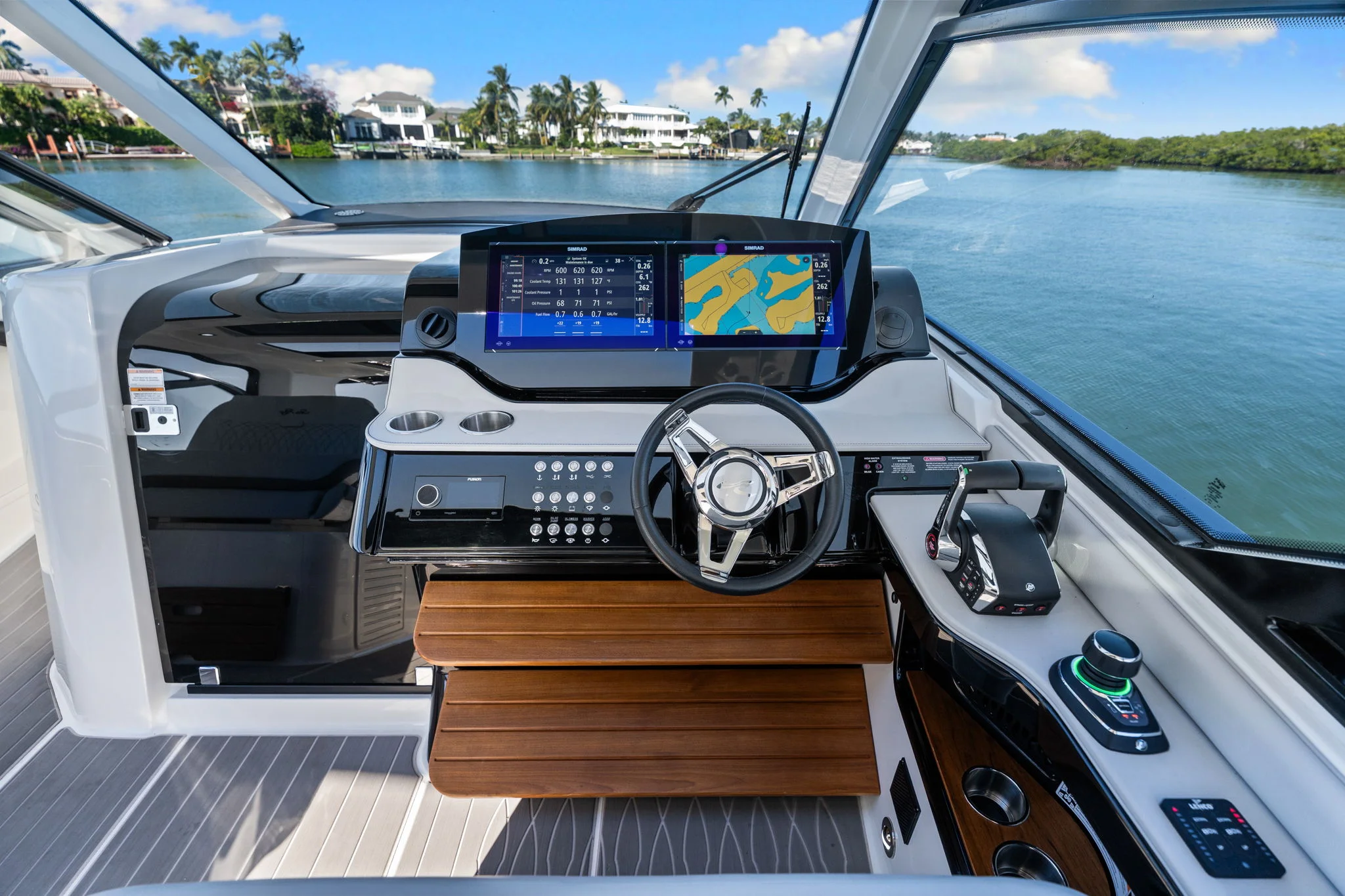 2023 Sea Ray 370 Sundancer Image Thumbnail #20