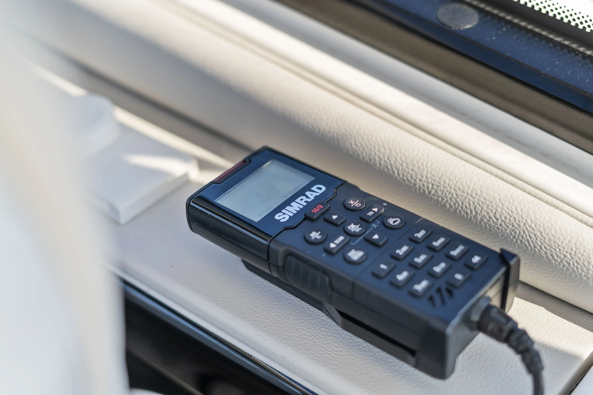 2023 Sea Ray 370 Sundancer Image Thumbnail #27