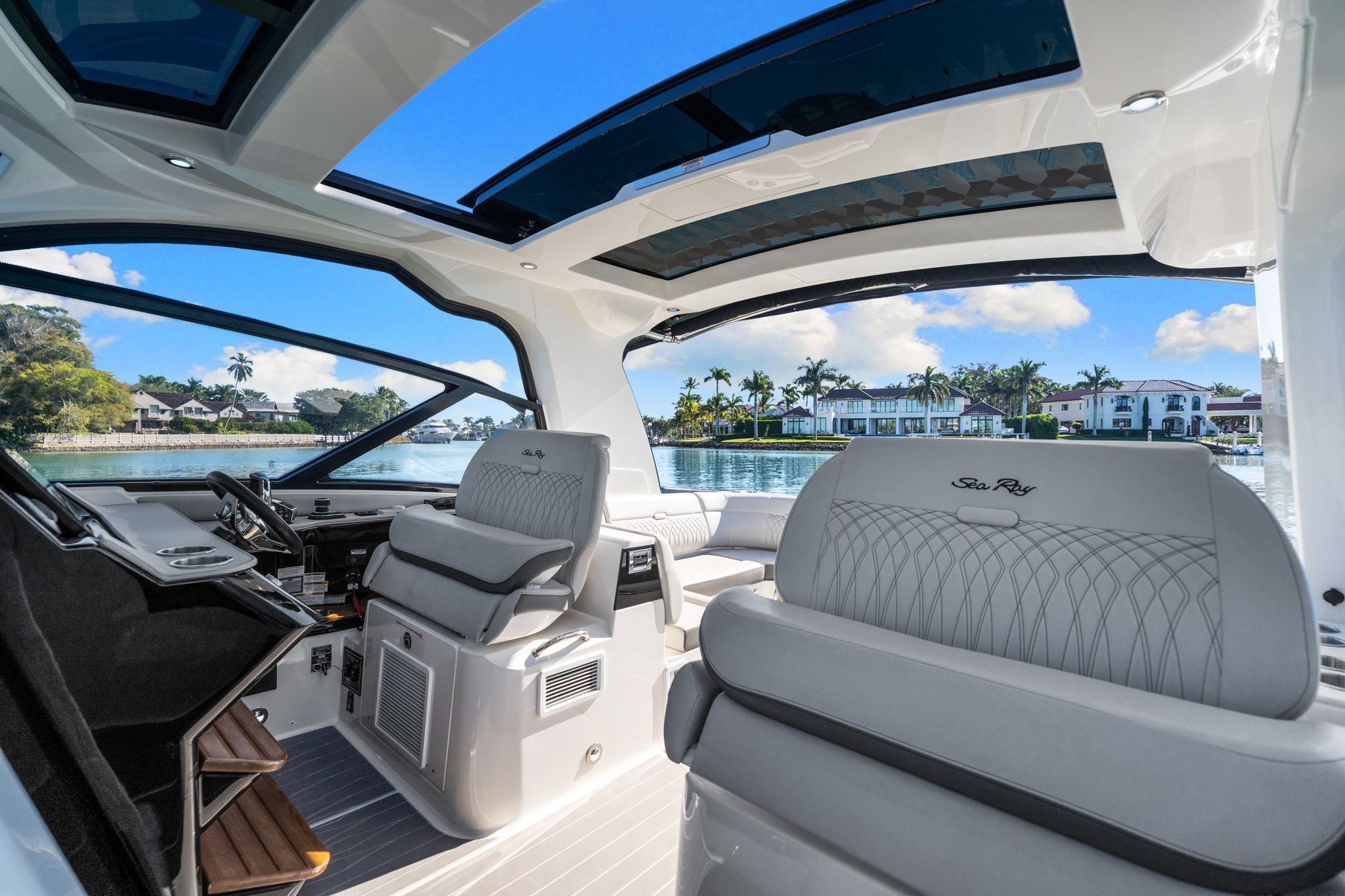 2023 Sea Ray 370 SUNDANCER Image Thumbnail #15