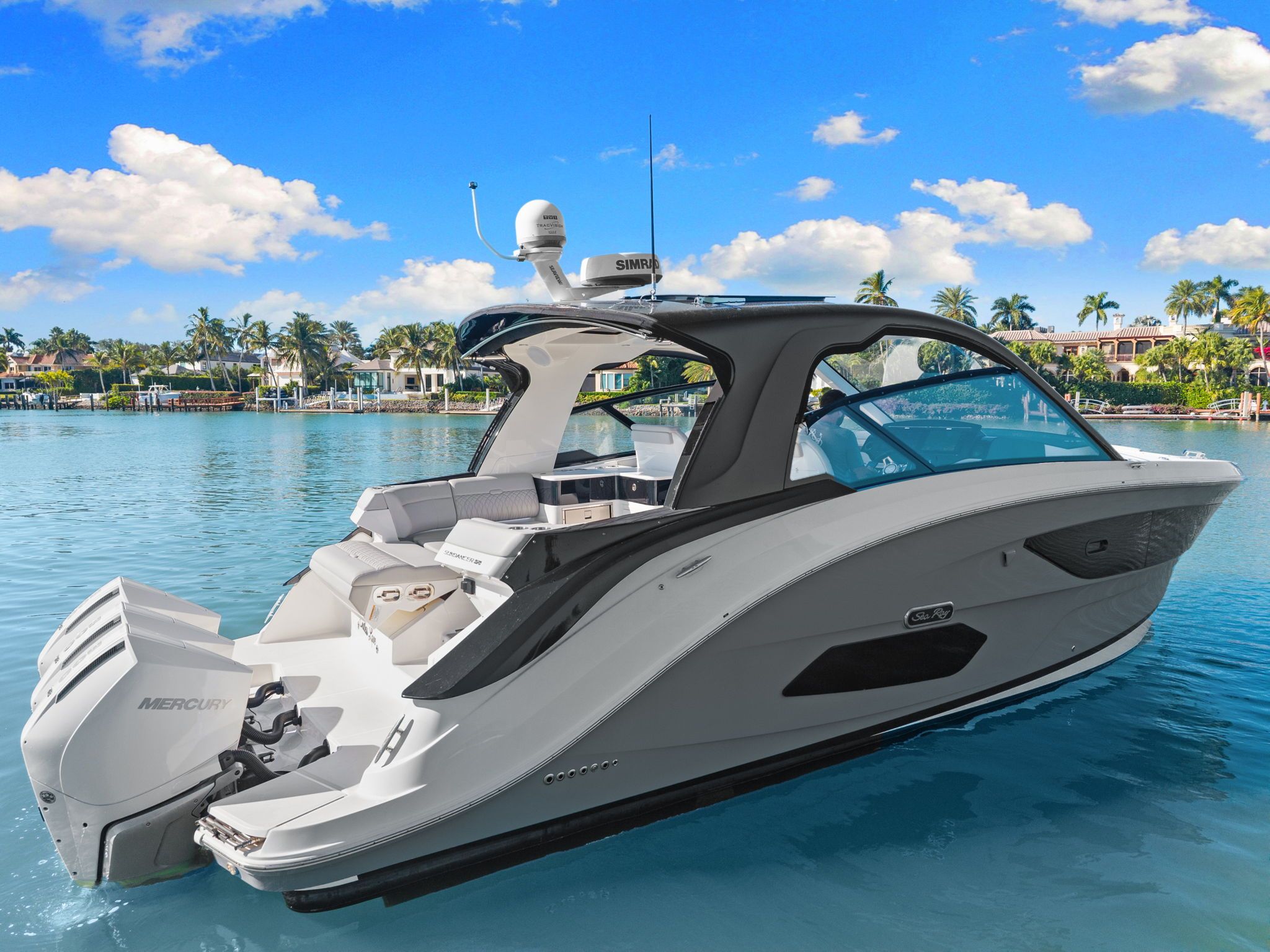 2023 Sea Ray 370 SUNDANCER Image Thumbnail #7