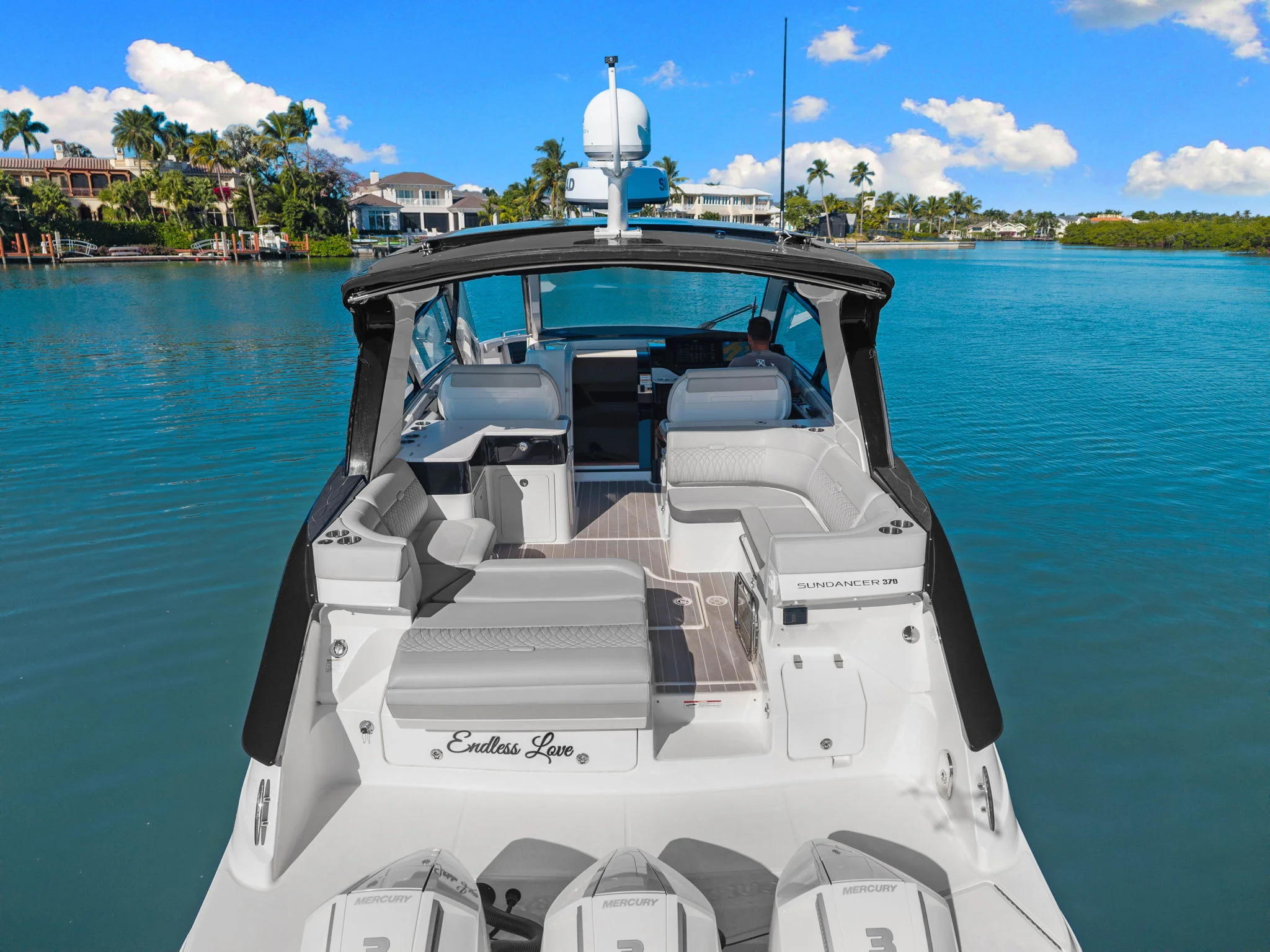2023 Sea Ray 370 Sundancer Image Thumbnail #9