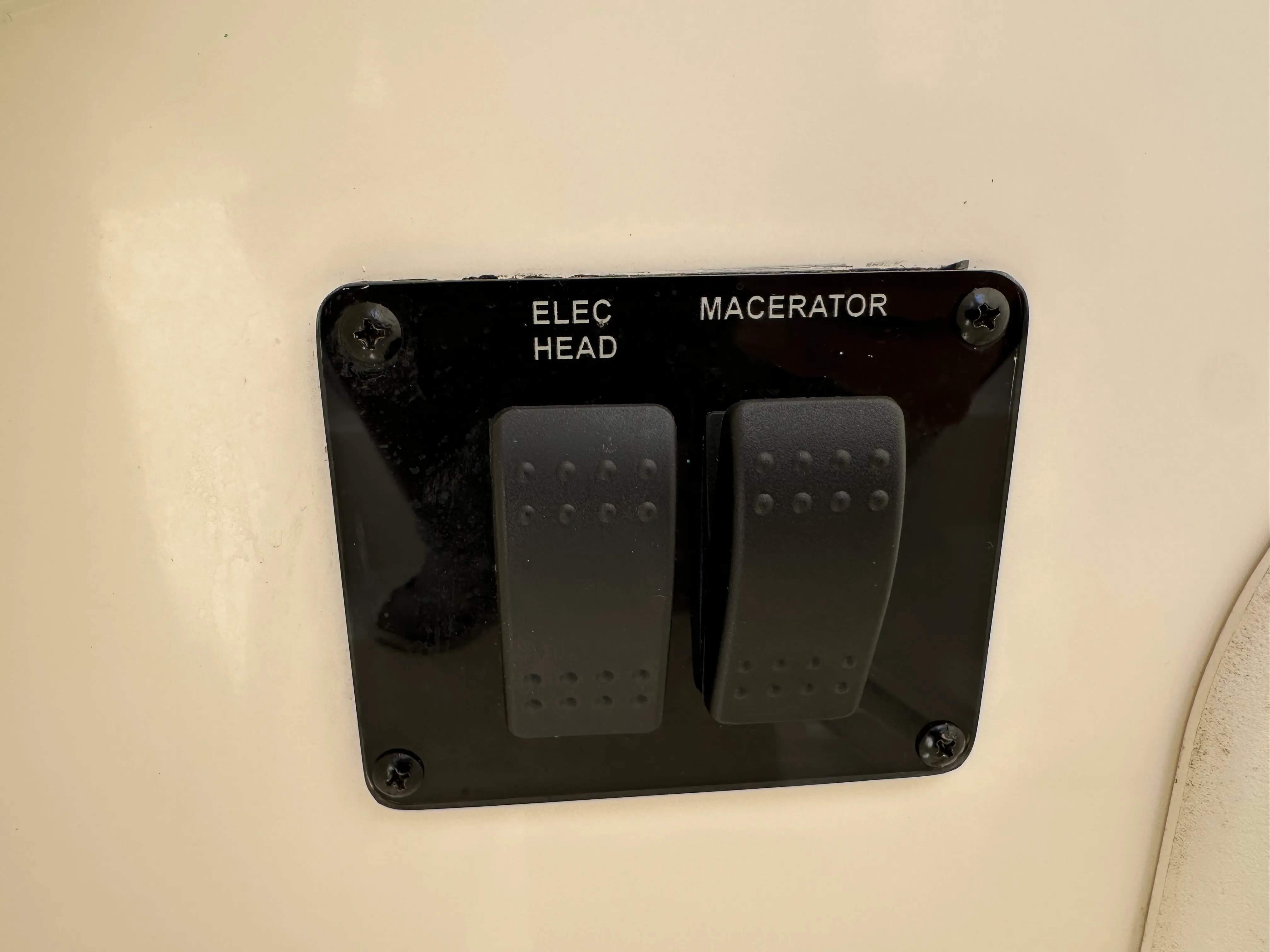 2018 Cobia 261 CENTER CONSOLE Image Thumbnail #47