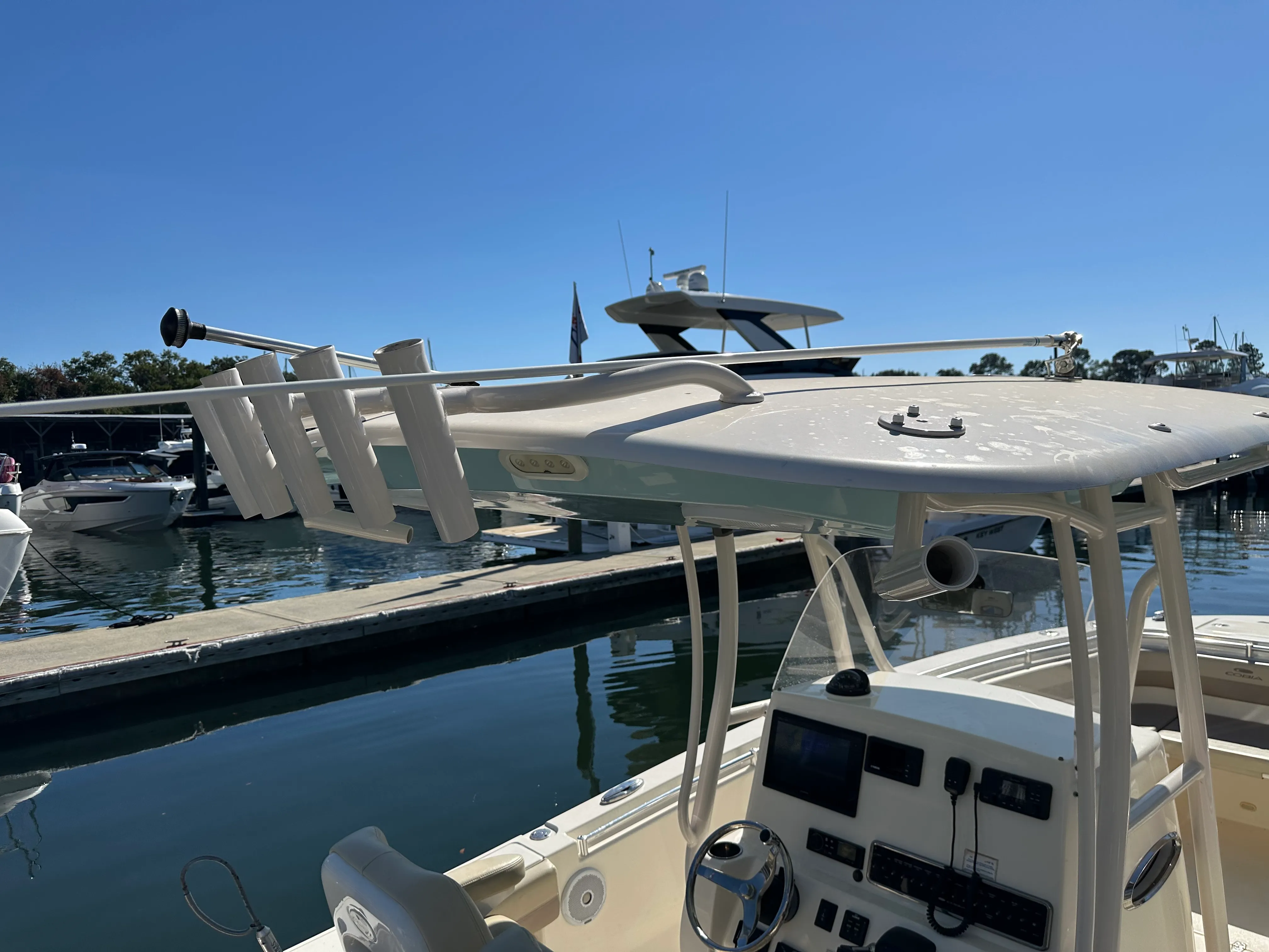 2018 Cobia 261 CENTER CONSOLE Image Thumbnail #52