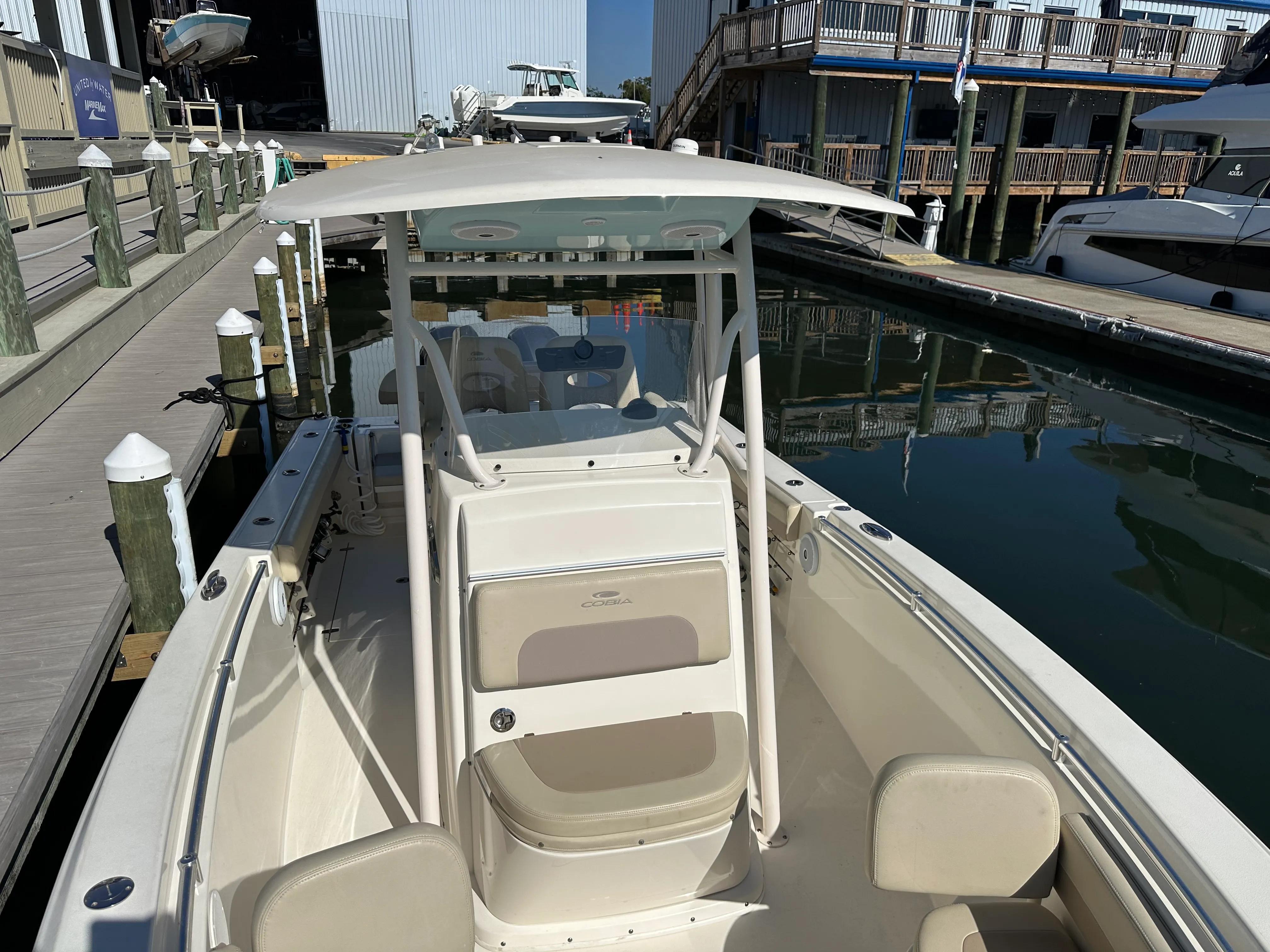 2018 Cobia 261 CENTER CONSOLE Image Thumbnail #49