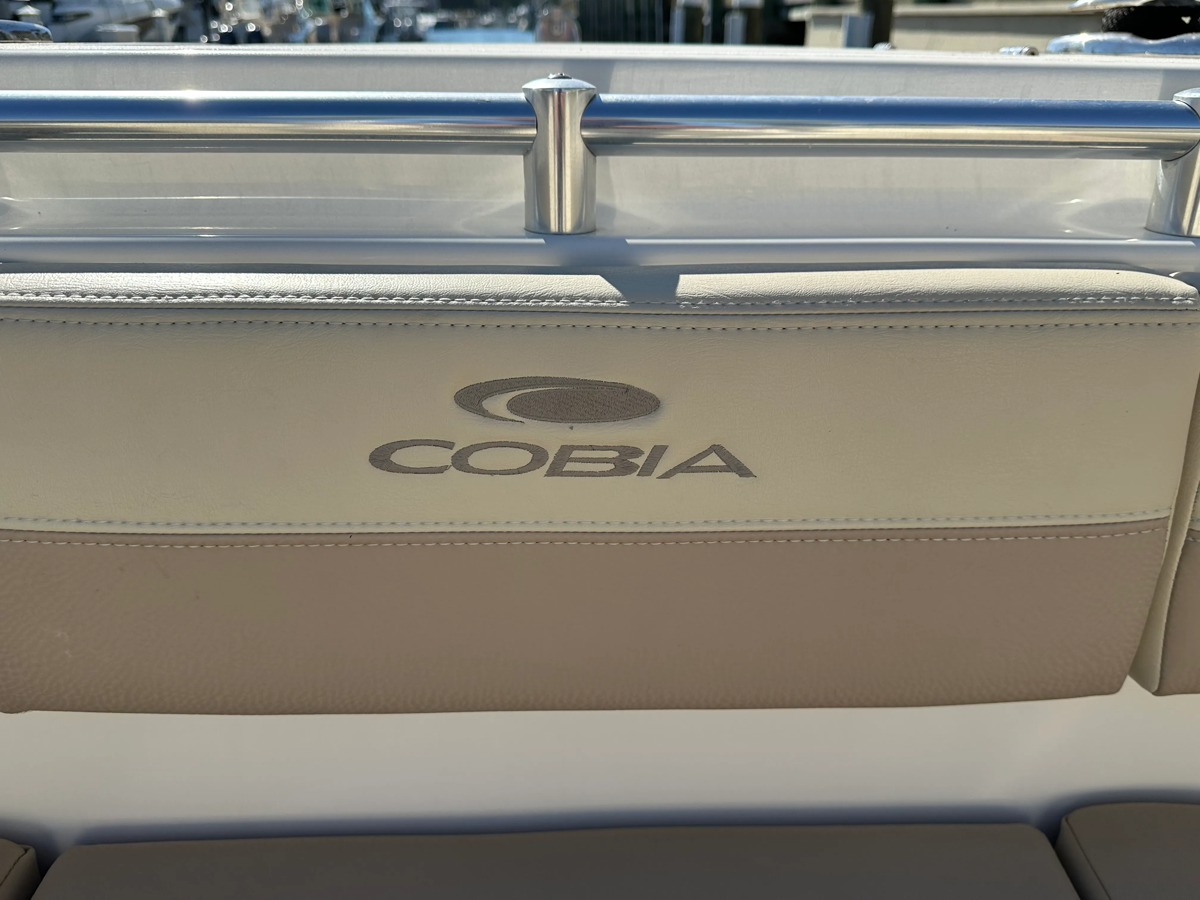 2018 Cobia 261 CENTER CONSOLE Image Thumbnail #23