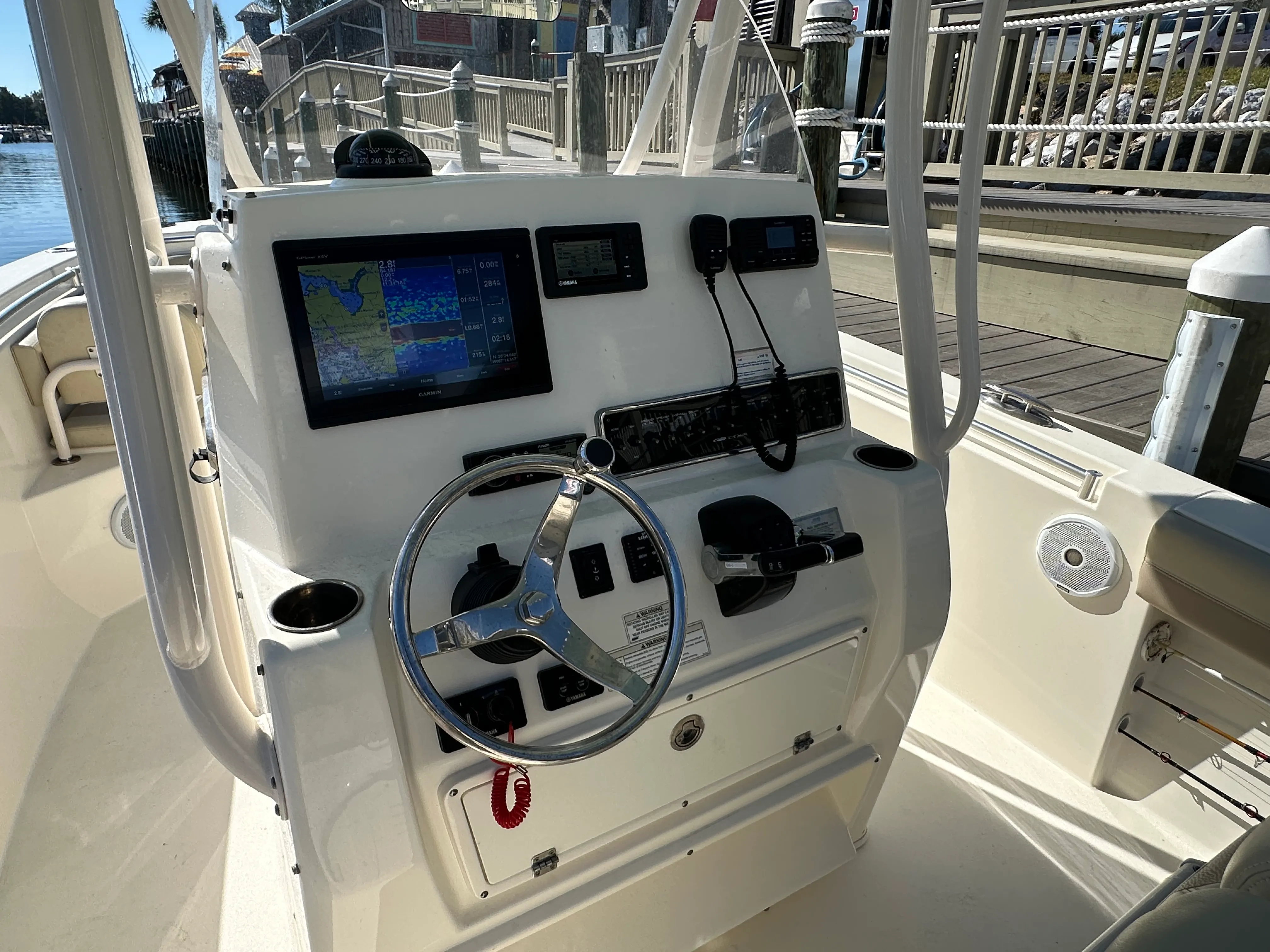 2018 Cobia 261 CENTER CONSOLE Image Thumbnail #30