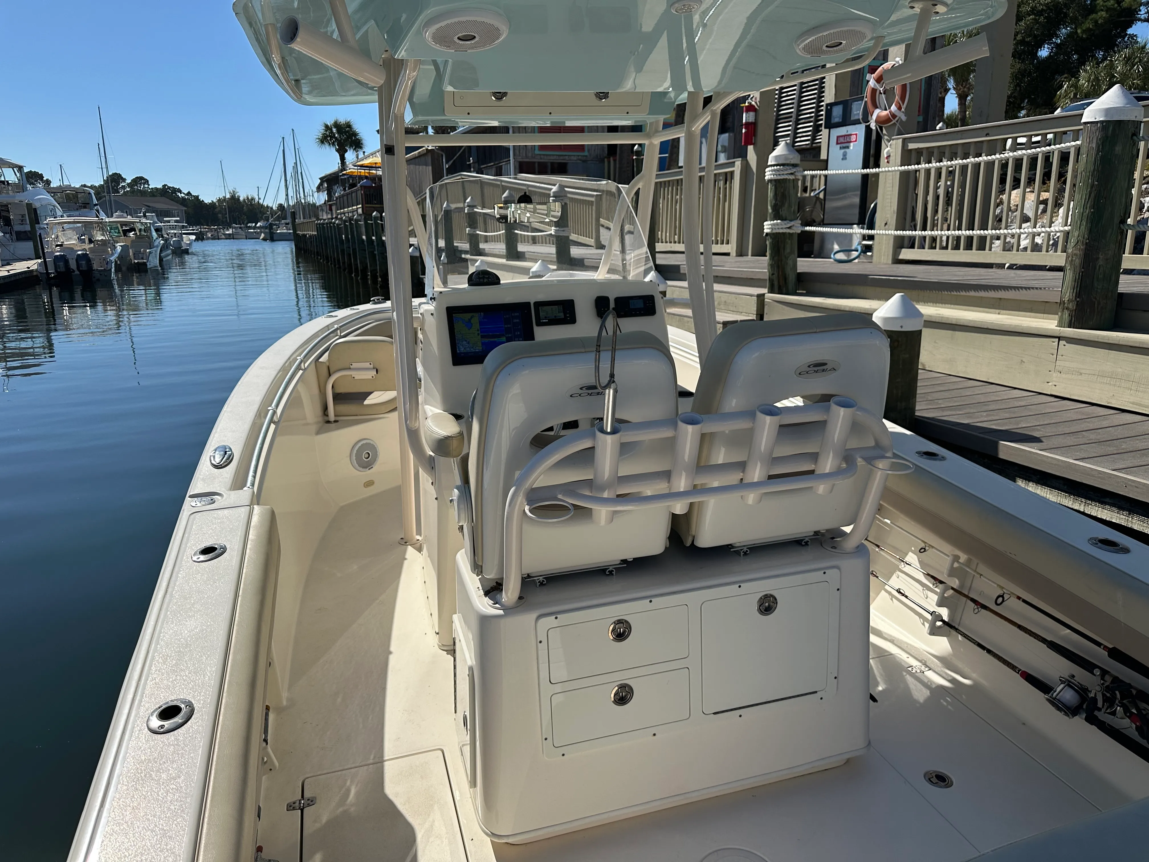 2018 Cobia 261 CENTER CONSOLE Image Thumbnail #55