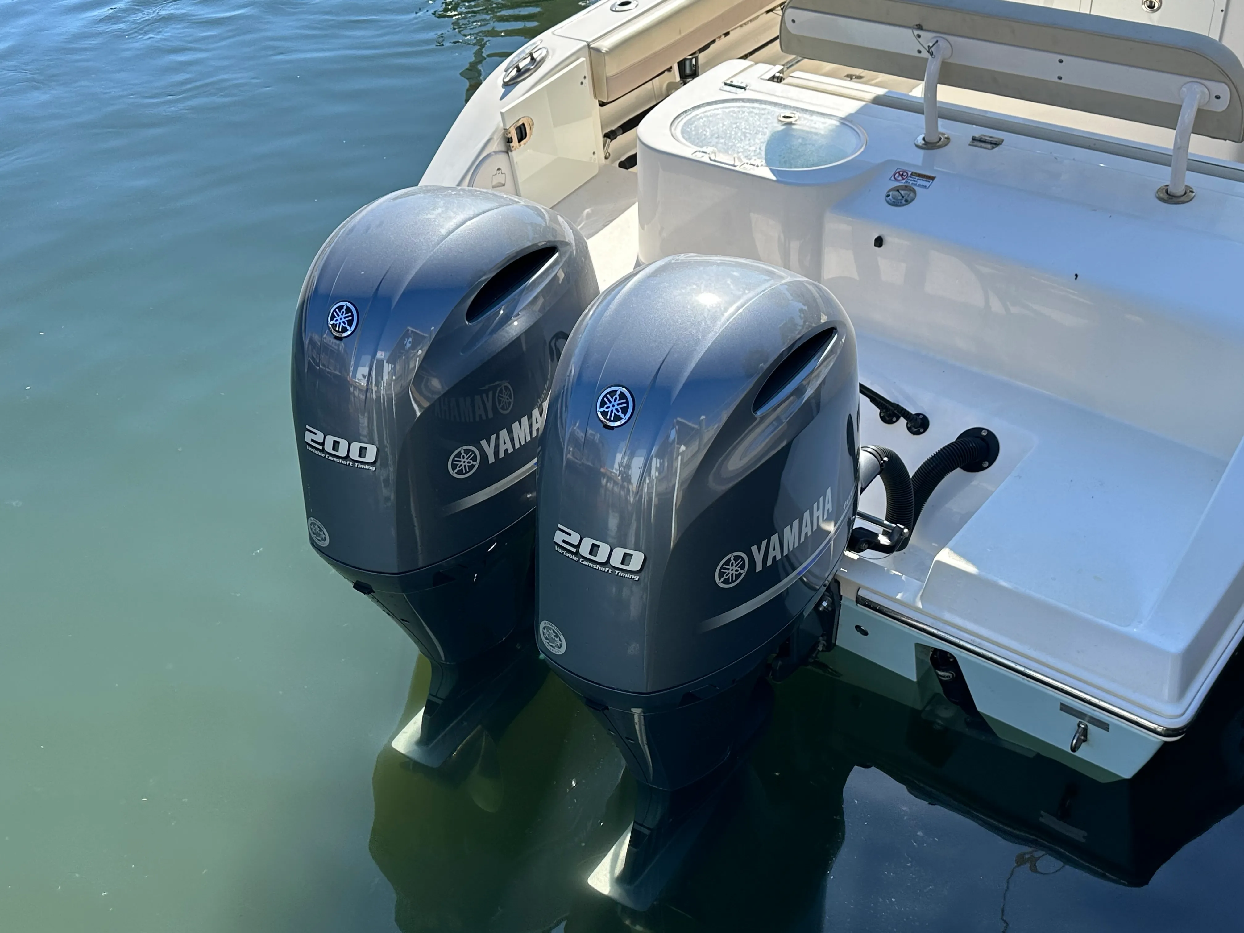 2018 Cobia 261 CENTER CONSOLE Image Thumbnail #9