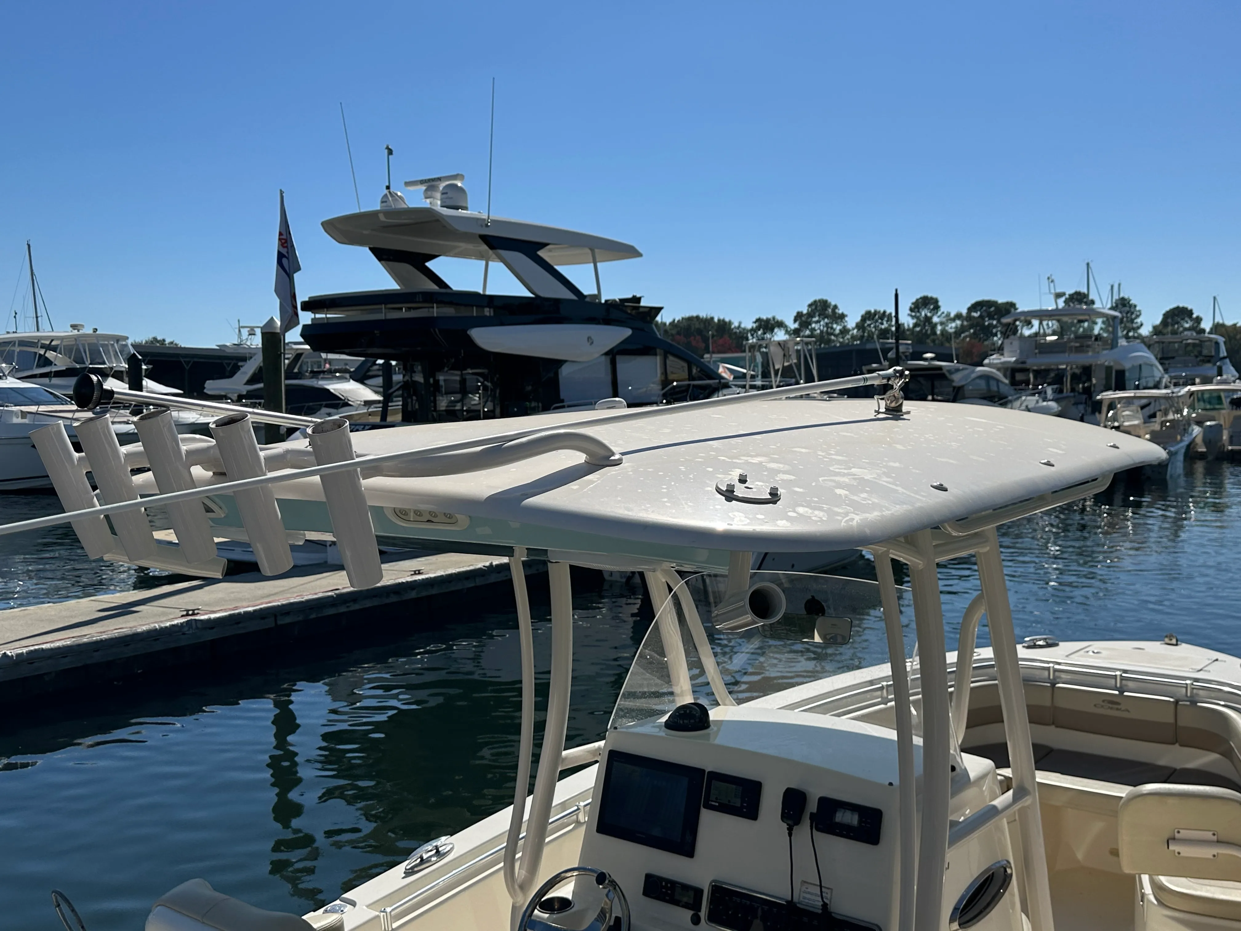 2018 Cobia 261 CENTER CONSOLE Image Thumbnail #14