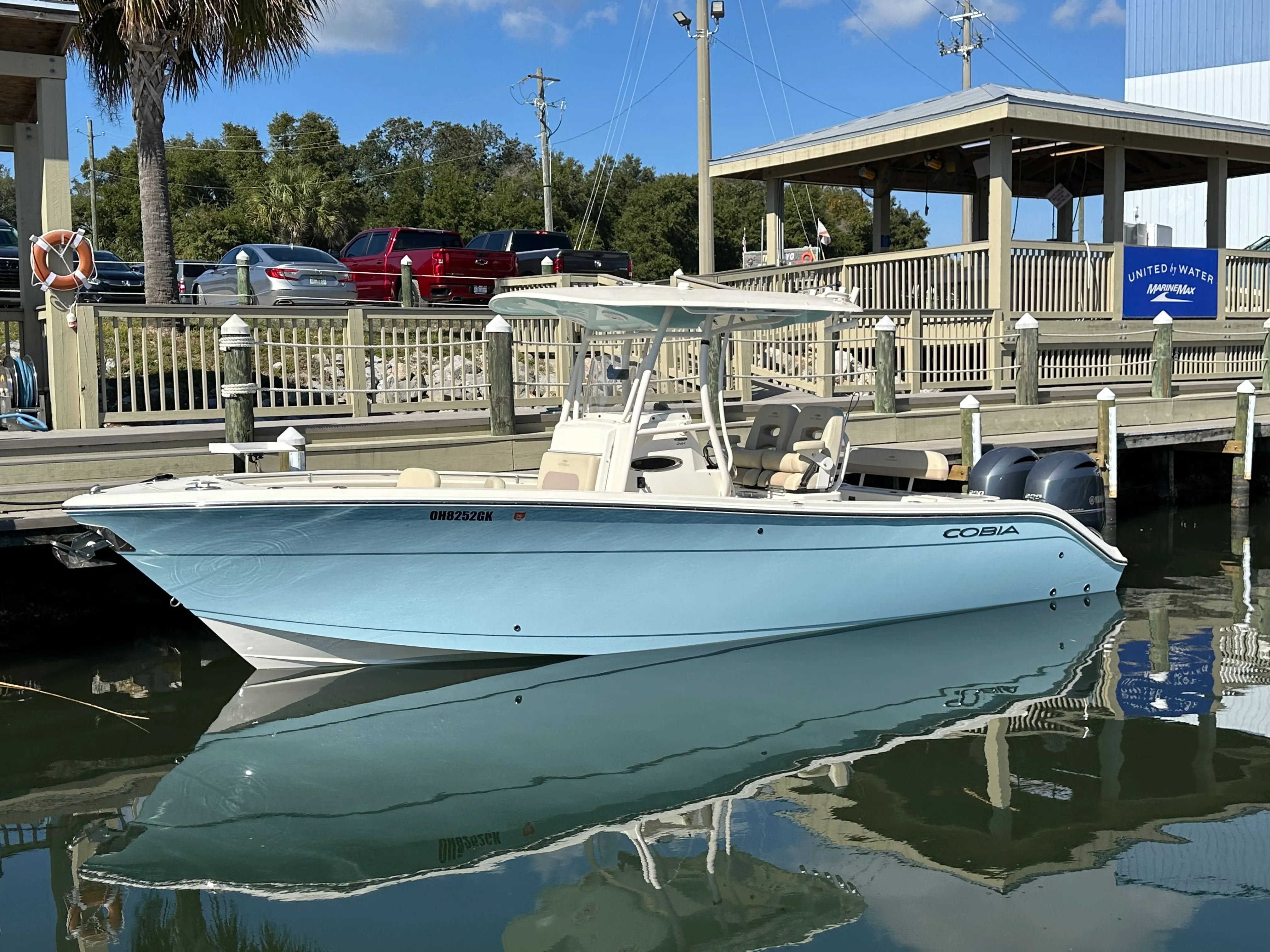 2018 Cobia 261 CENTER CONSOLE Image Thumbnail #1