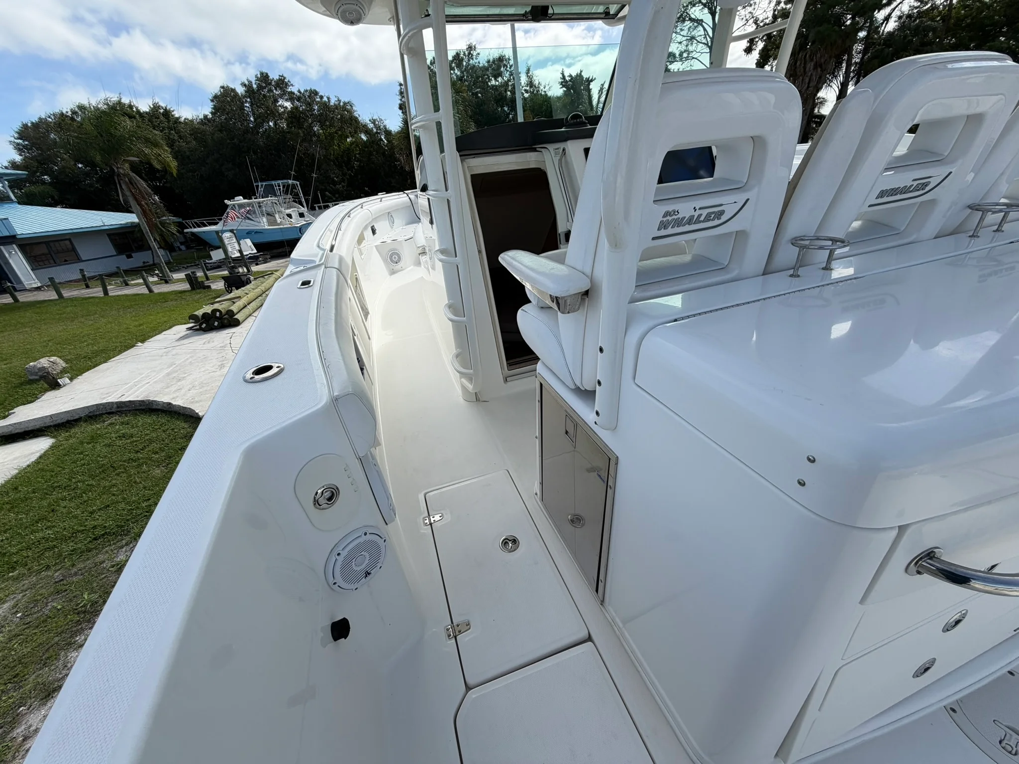 2016 Boston Whaler 370 OUTRAGE Image Thumbnail #41