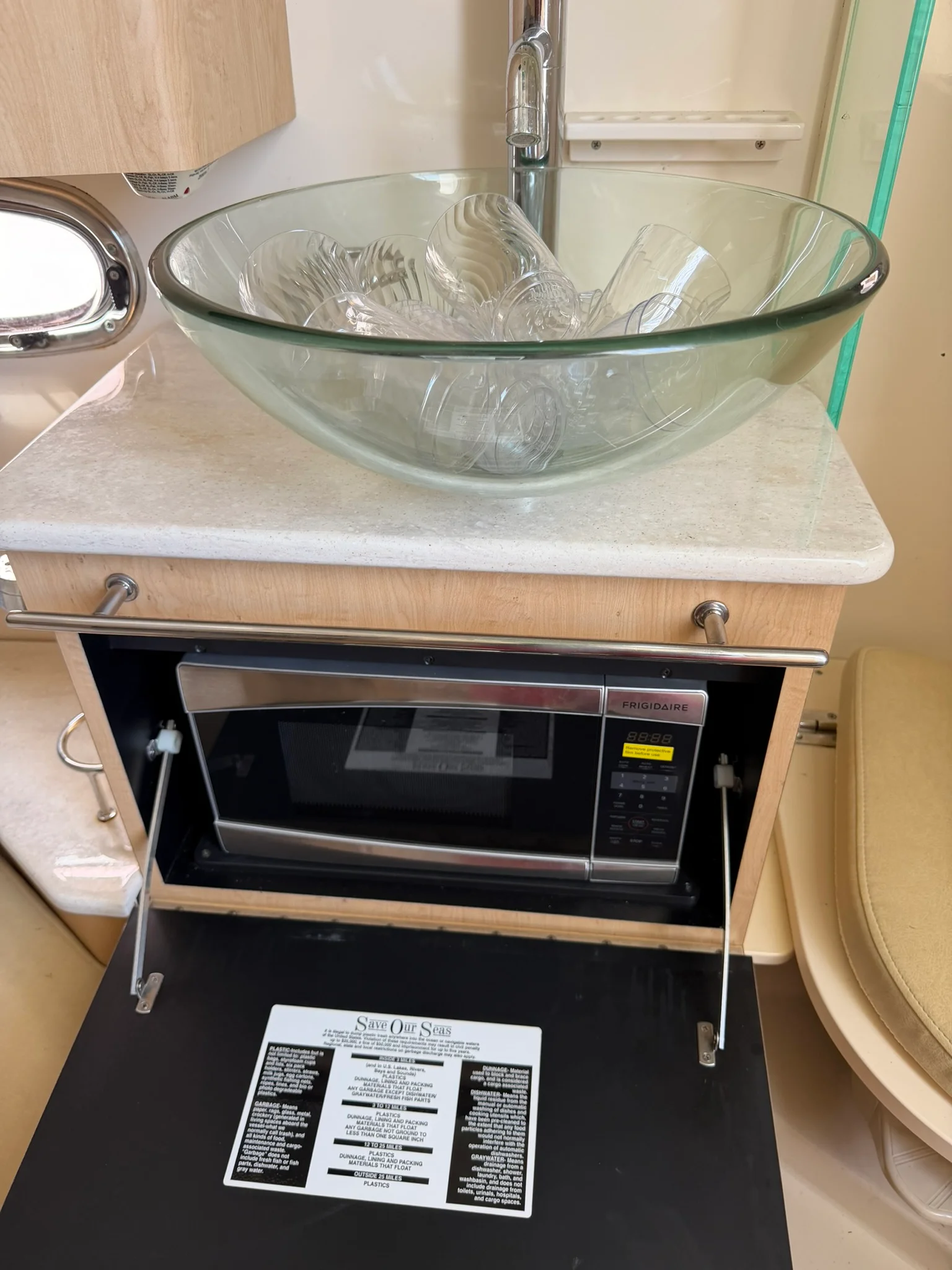 2016 Boston Whaler 370 OUTRAGE Image Thumbnail #30