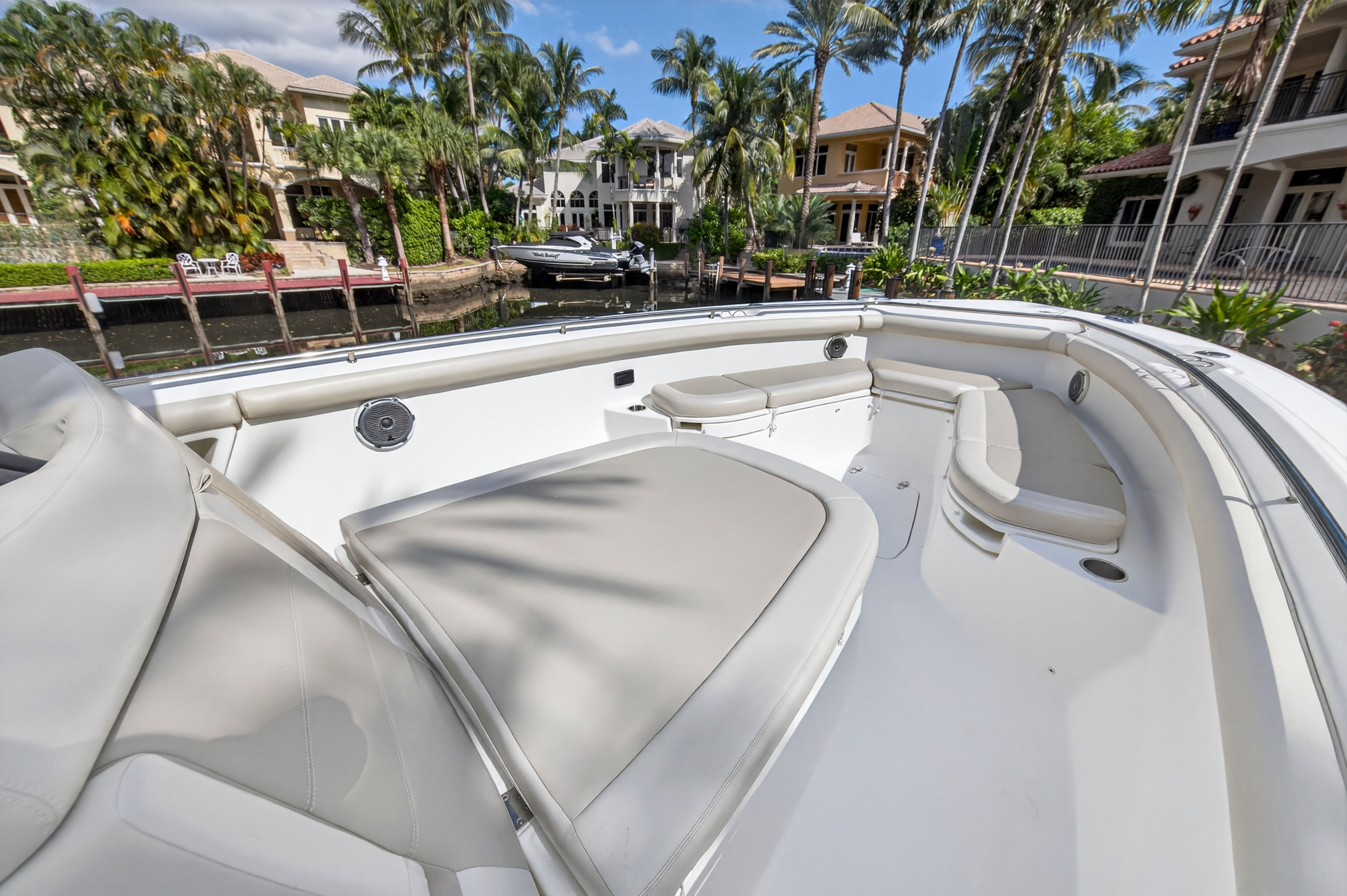 2018 Boston Whaler 350 OUTRAGE Image Thumbnail #32