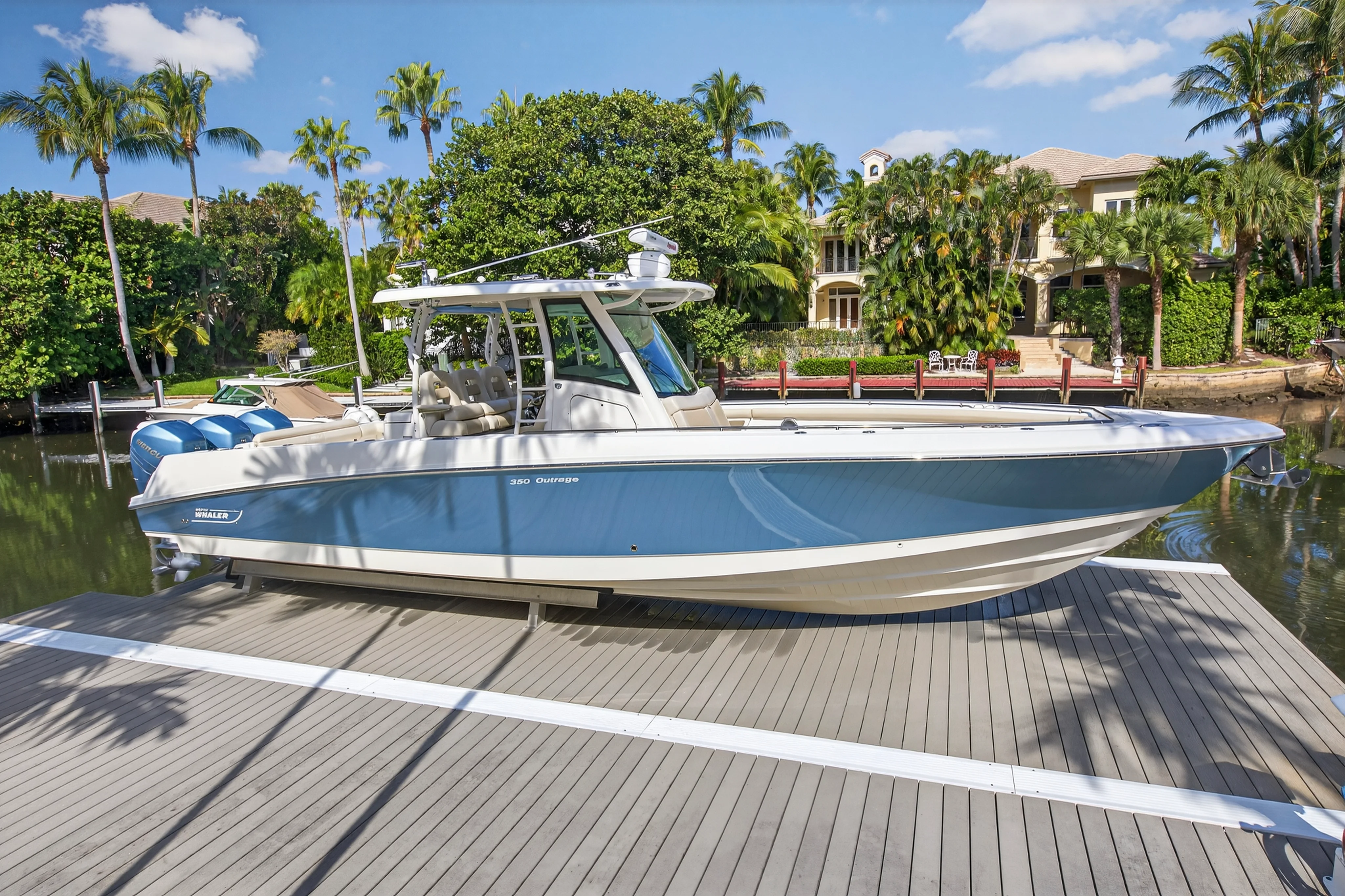 2018 Boston Whaler 350 OUTRAGE Image Thumbnail #8