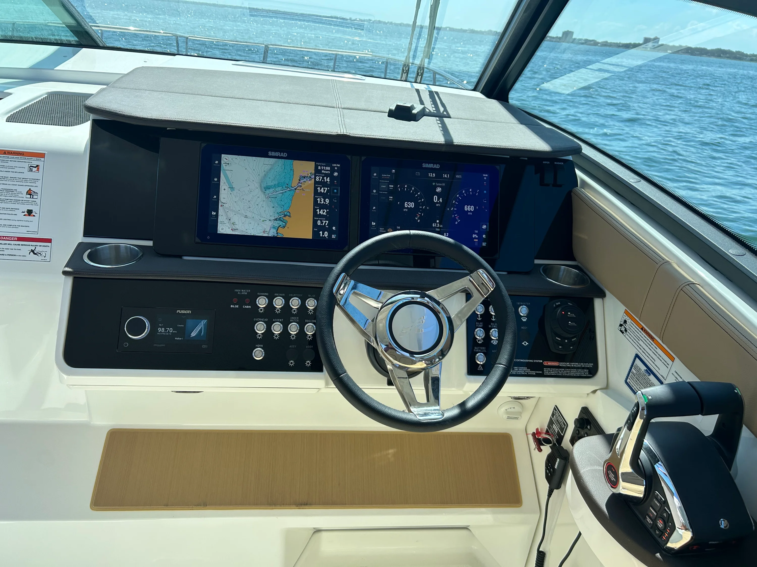 2026 Sea Ray Sundancer 320 Outboard Image Thumbnail #24