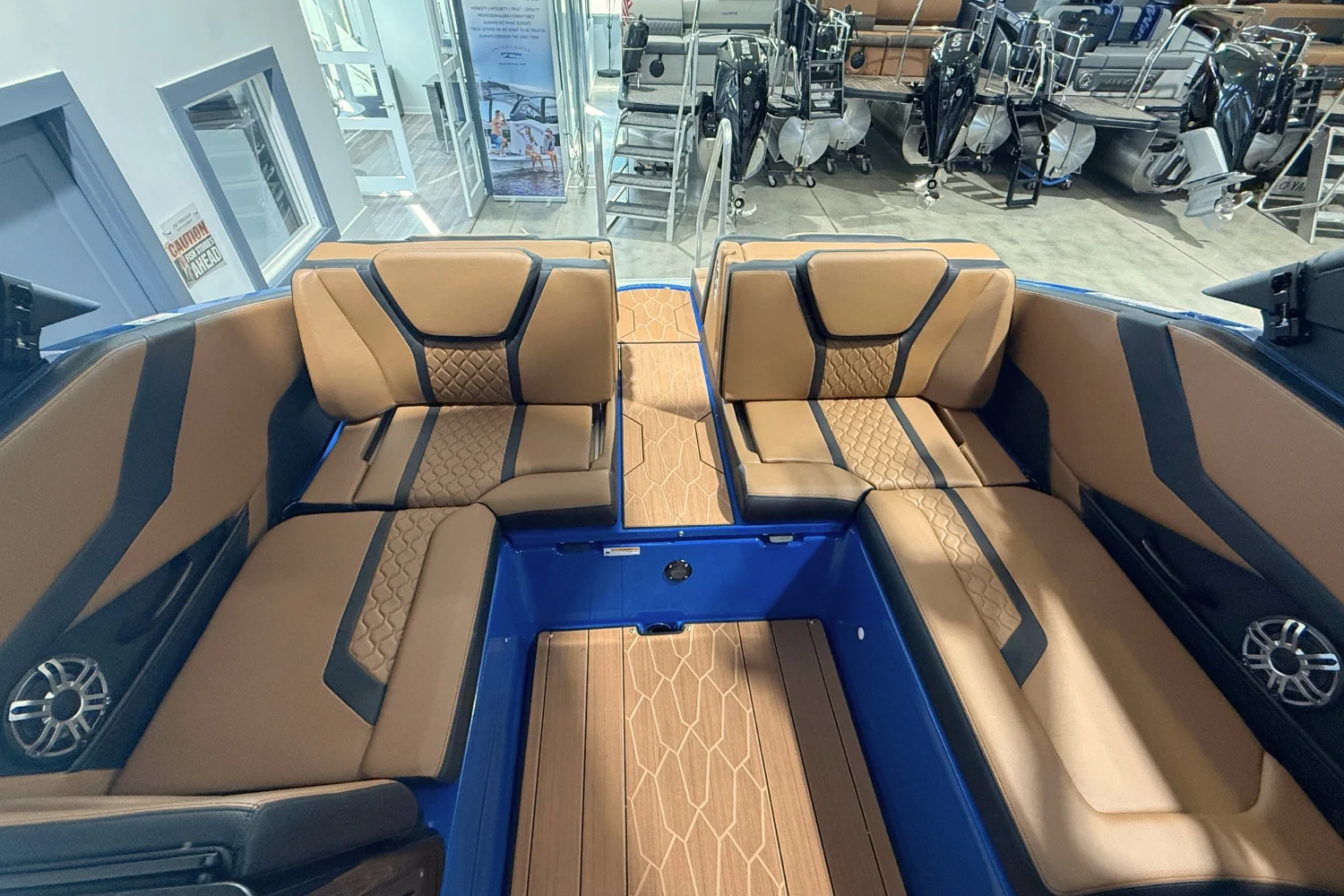 2026 Yamaha 255XD Image Thumbnail #16