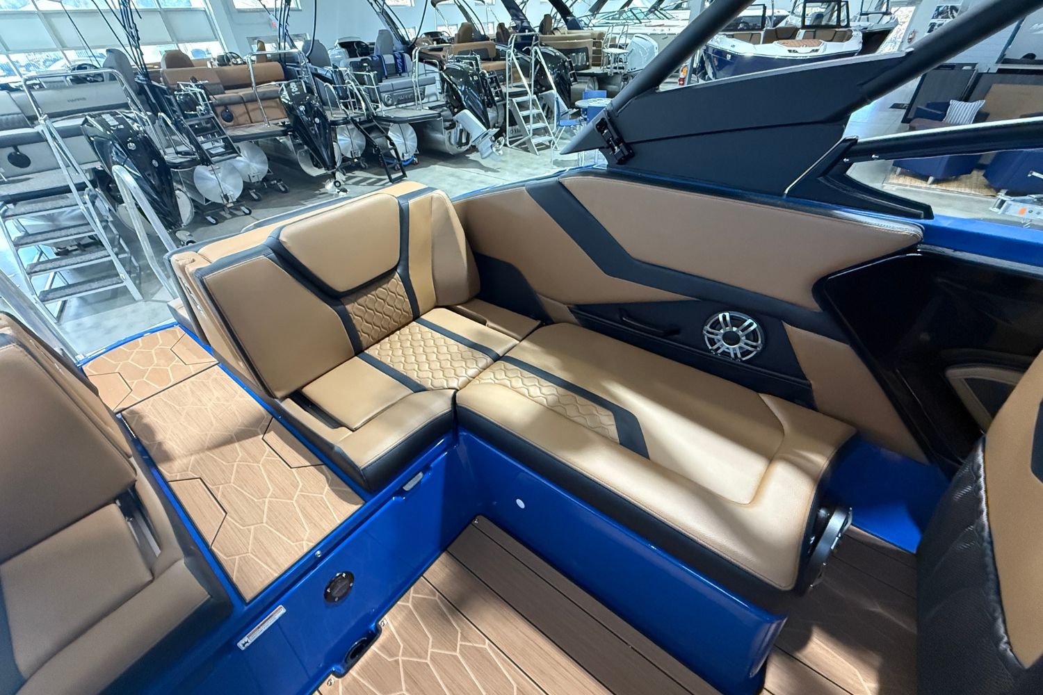 2026 Yamaha 255XD Image Thumbnail #17