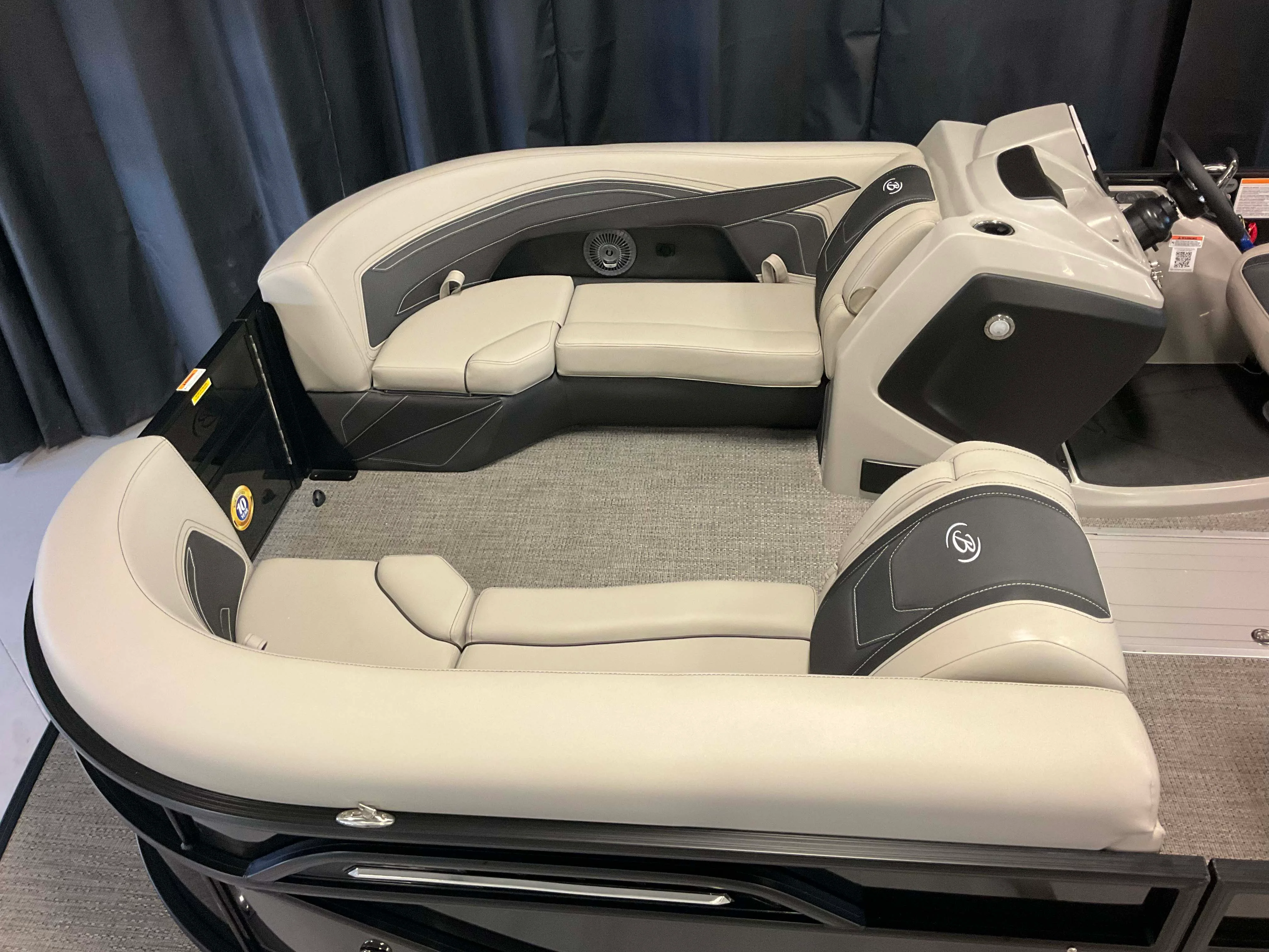 2026 Barletta Cabrio 22 QC Image Thumbnail #9