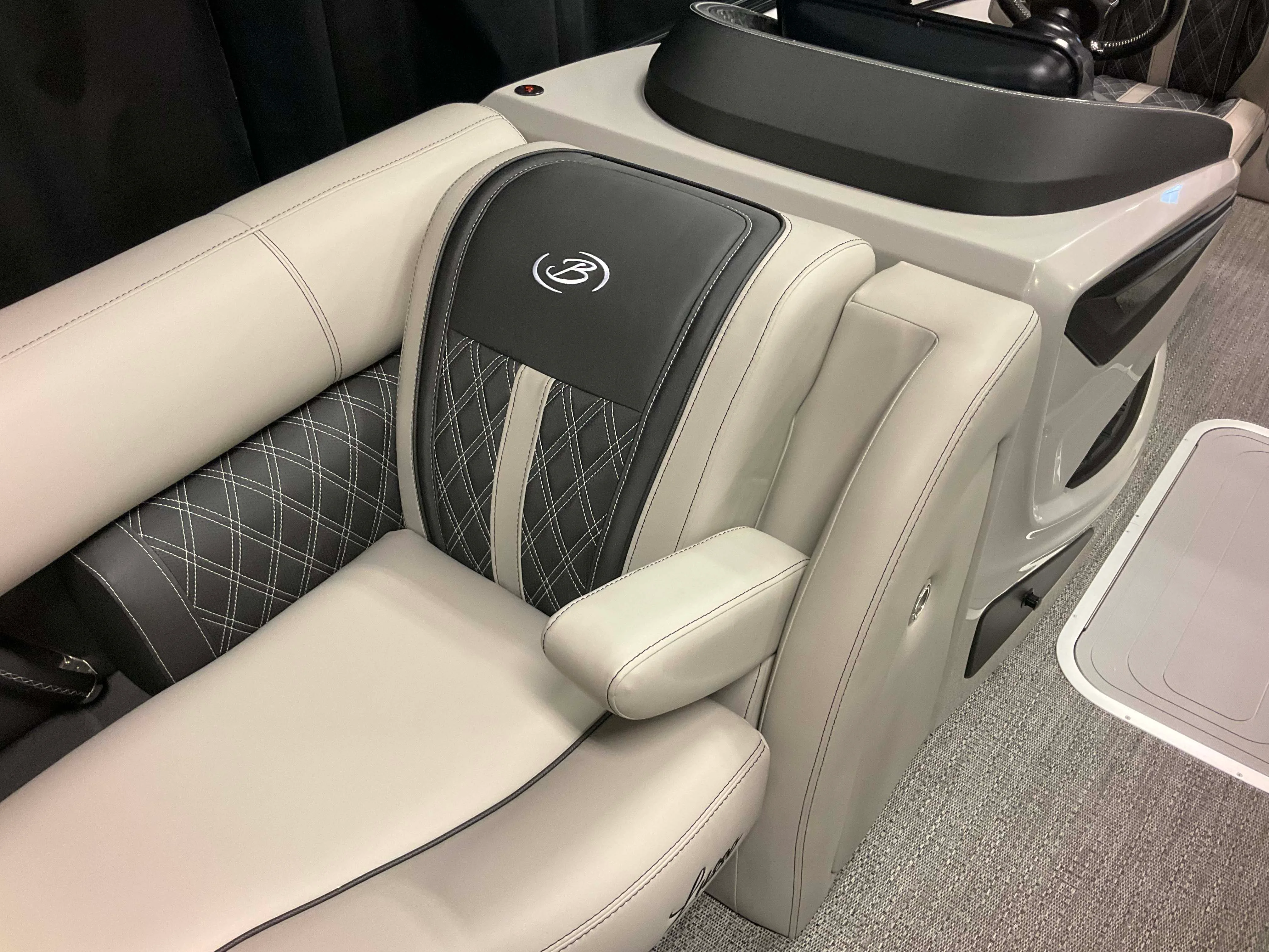 2026 Barletta Lusso 23 UC Image Thumbnail #25