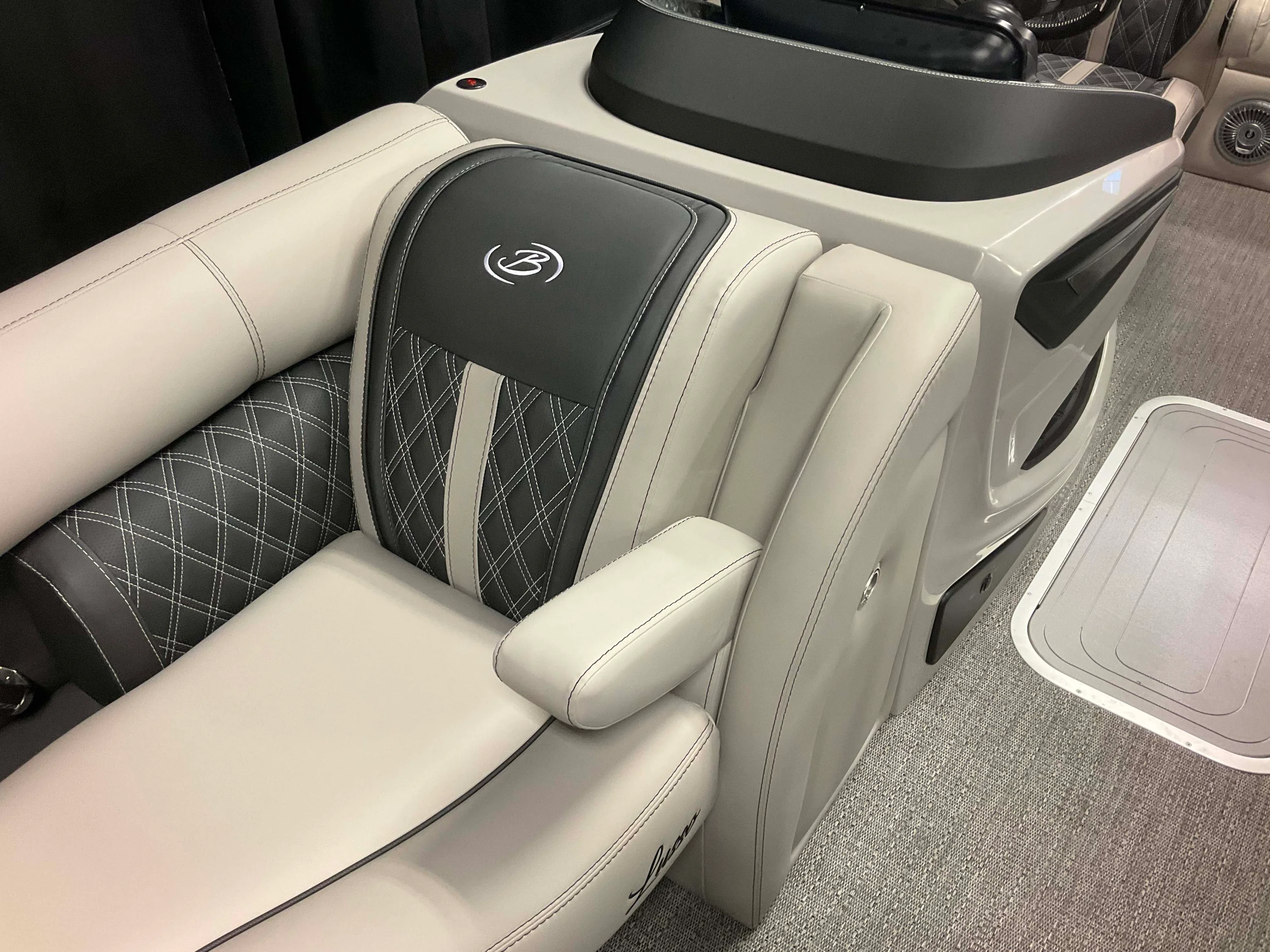 2026 Barletta Lusso 23 UC Image Thumbnail #23