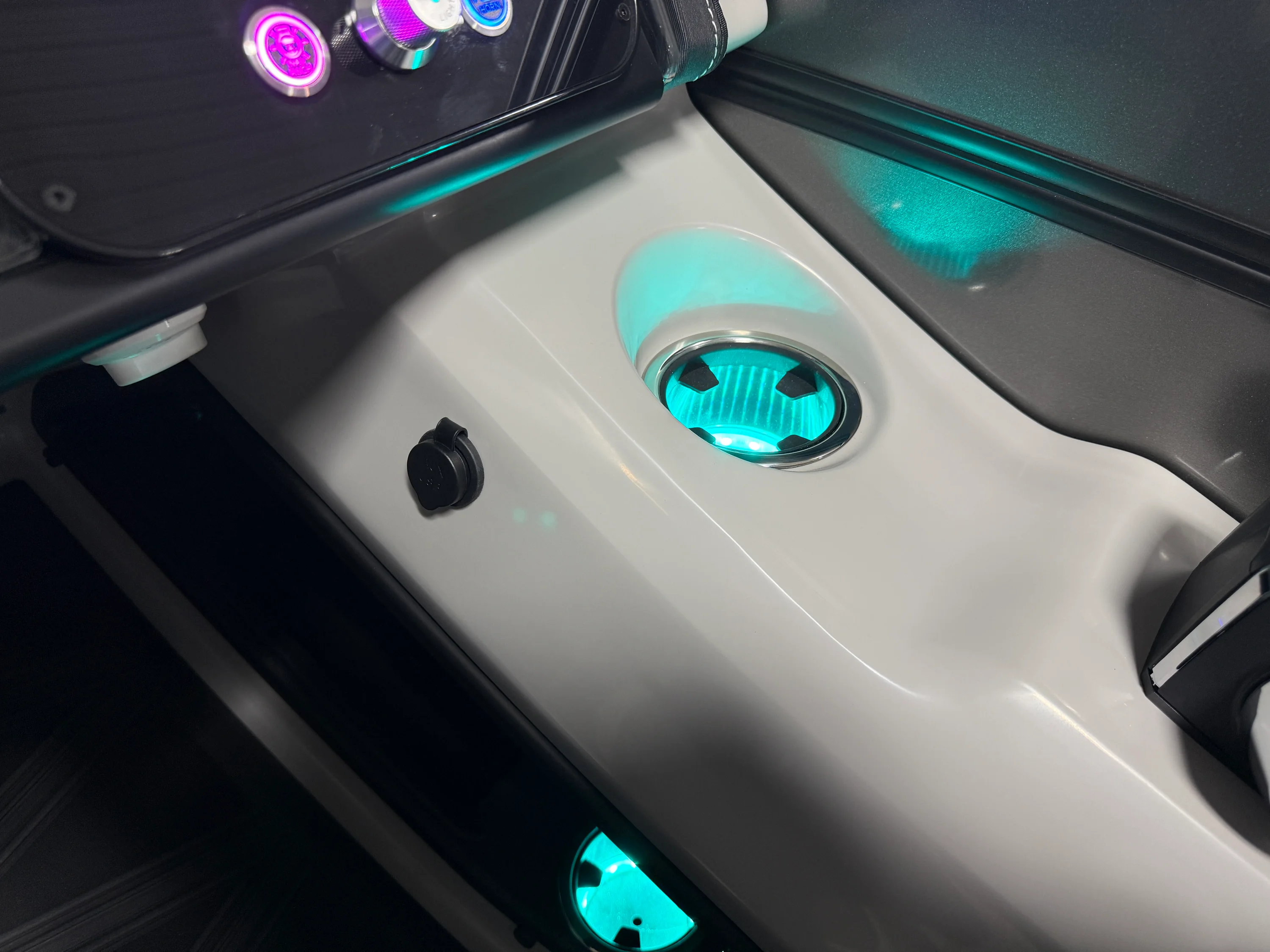 2026 Barletta Lusso 23 UC Image Thumbnail #40