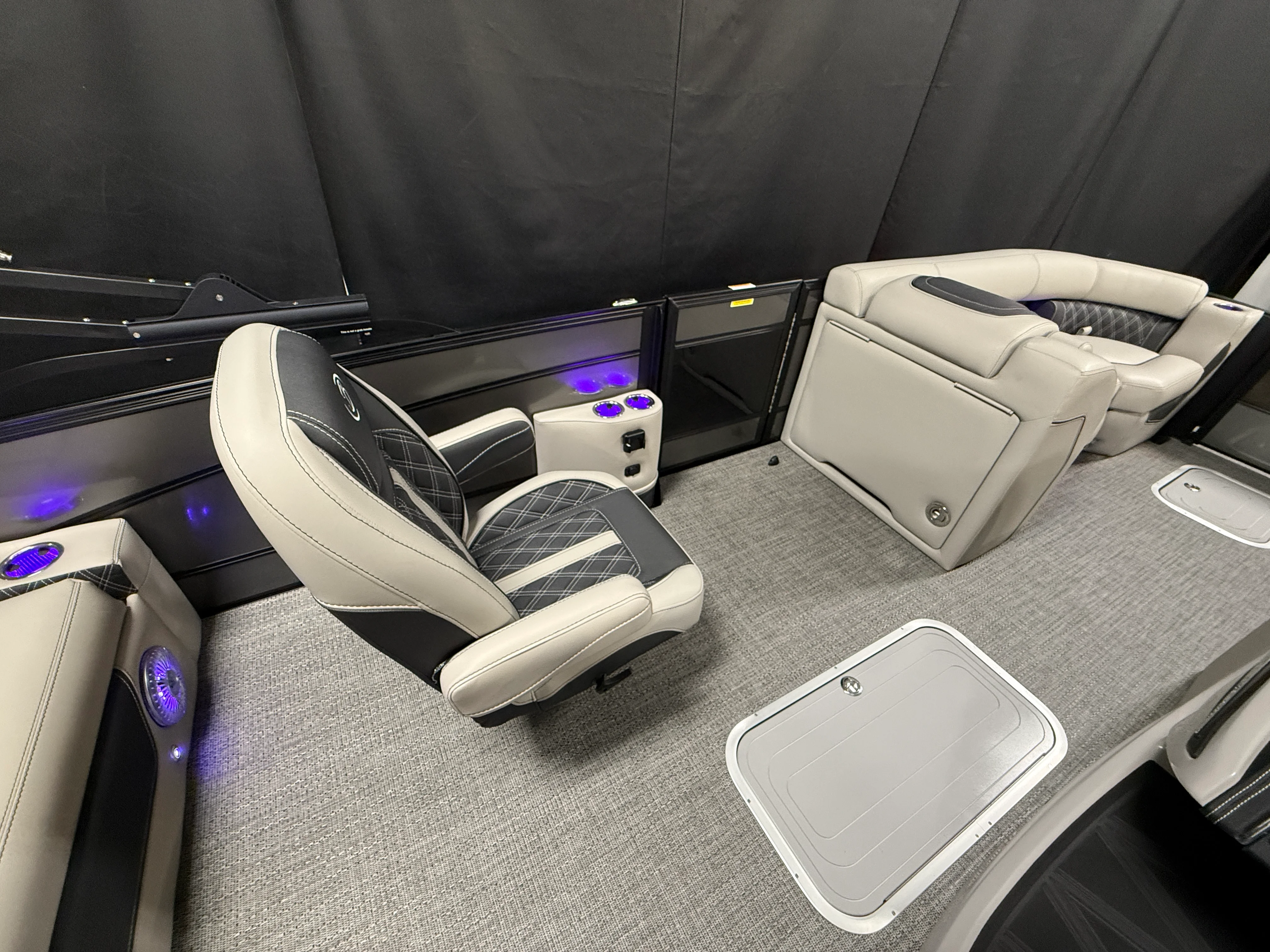 2026 Barletta Lusso 23 UC Image Thumbnail #48