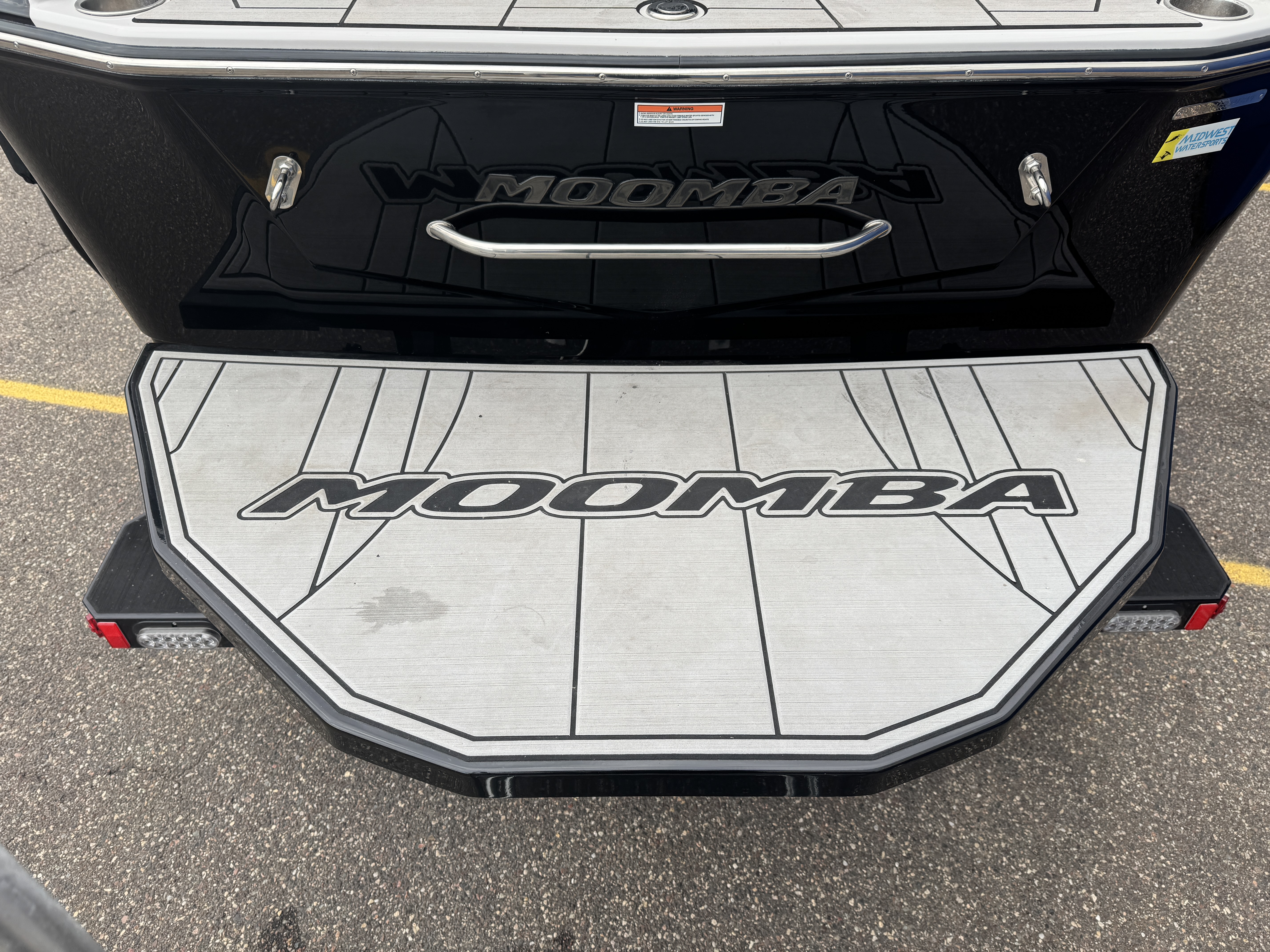 2019 Moomba MAX Image Thumbnail #4