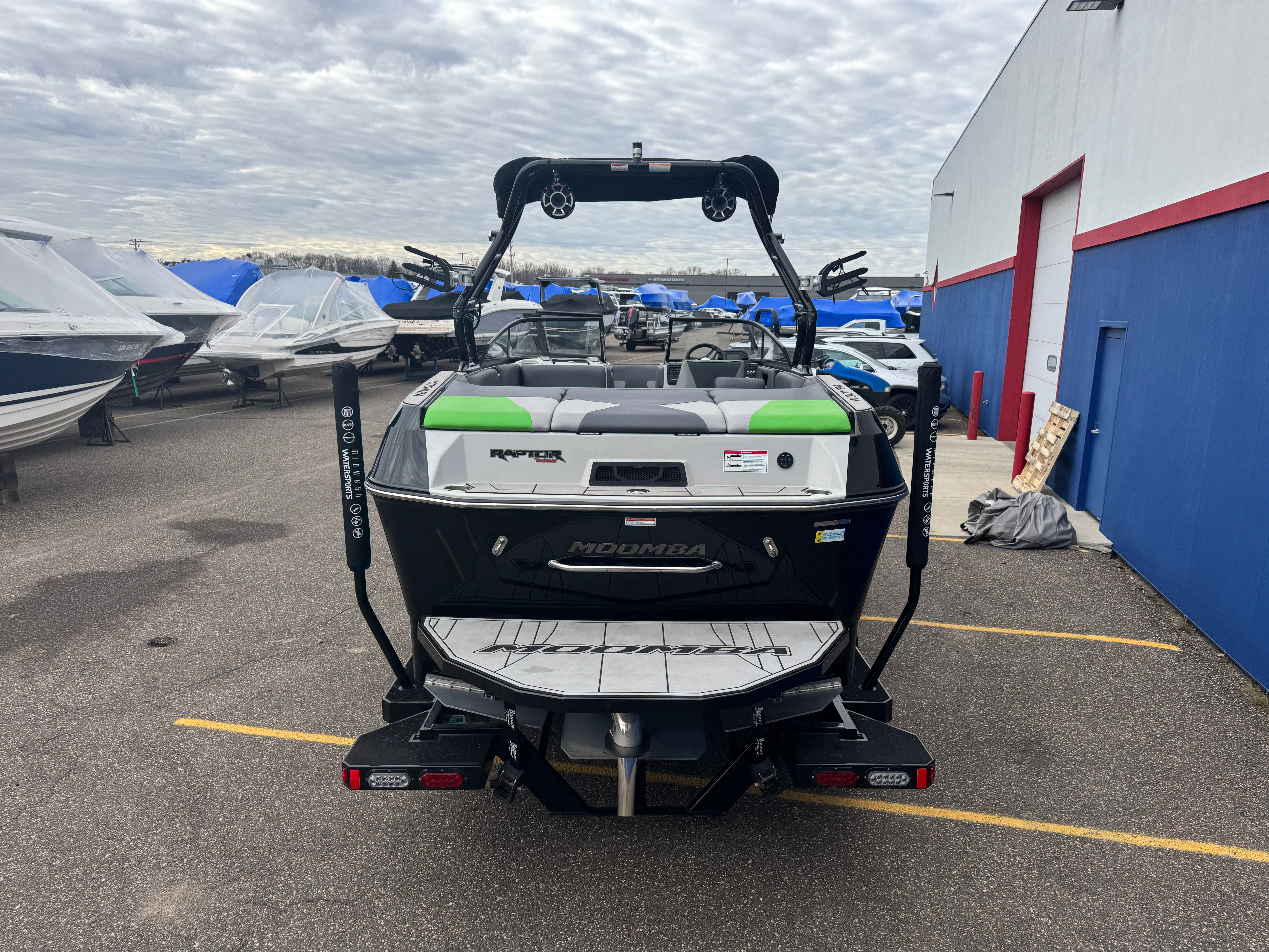 2019 Moomba MAX Image Thumbnail #3