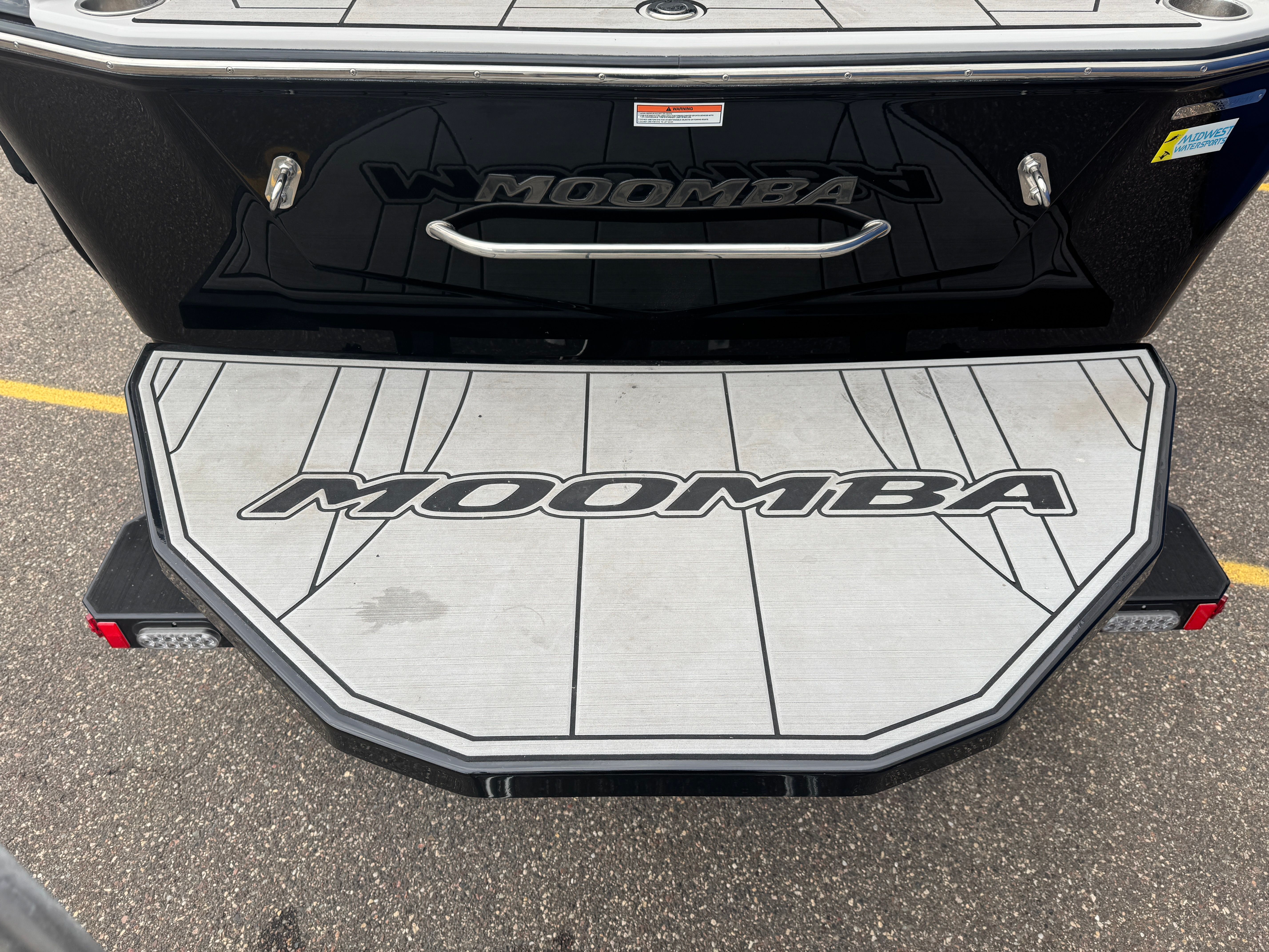 2019 Moomba MAX Image Thumbnail #4