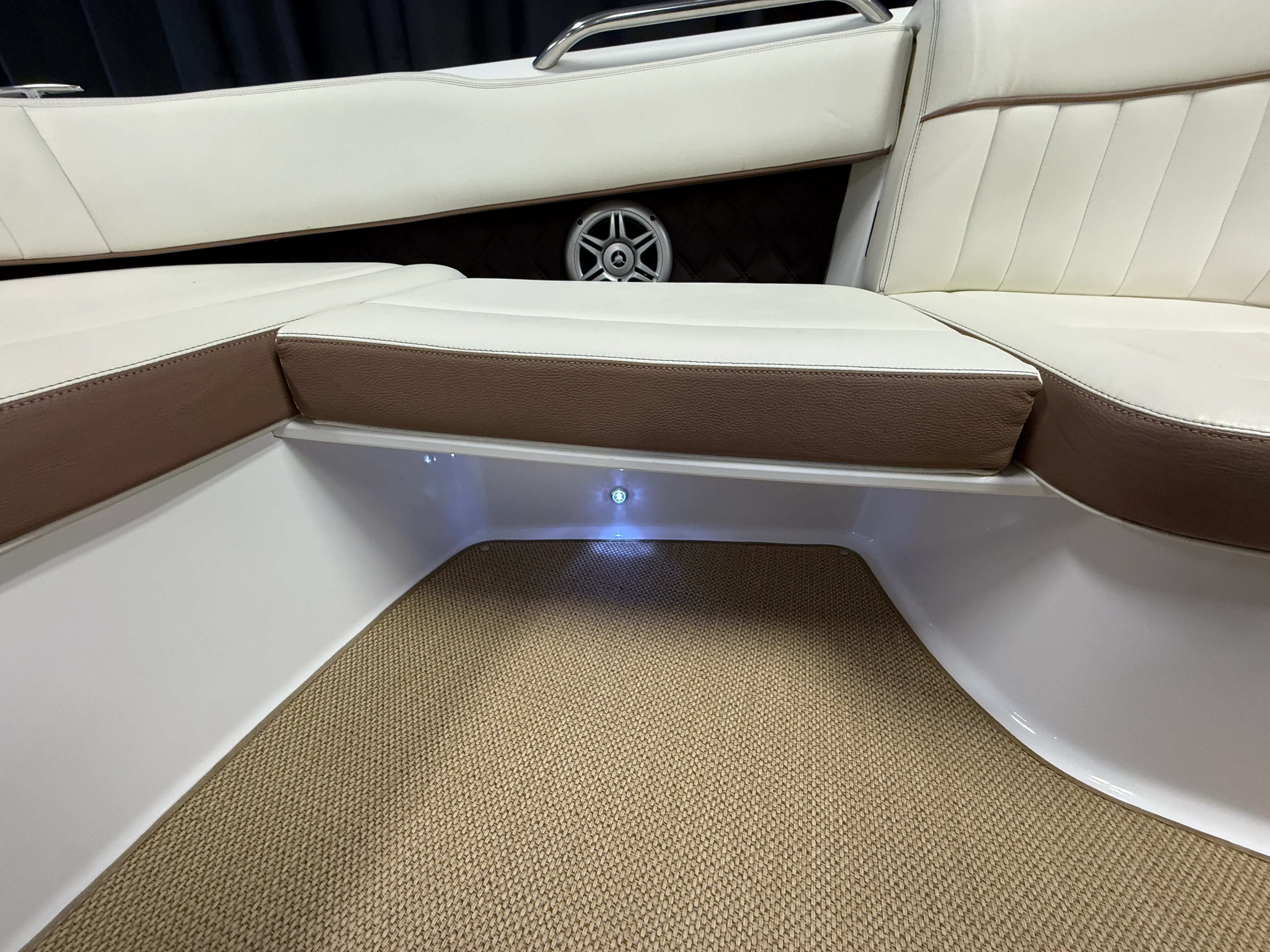 2011 Cobalt 242 Image Thumbnail #59