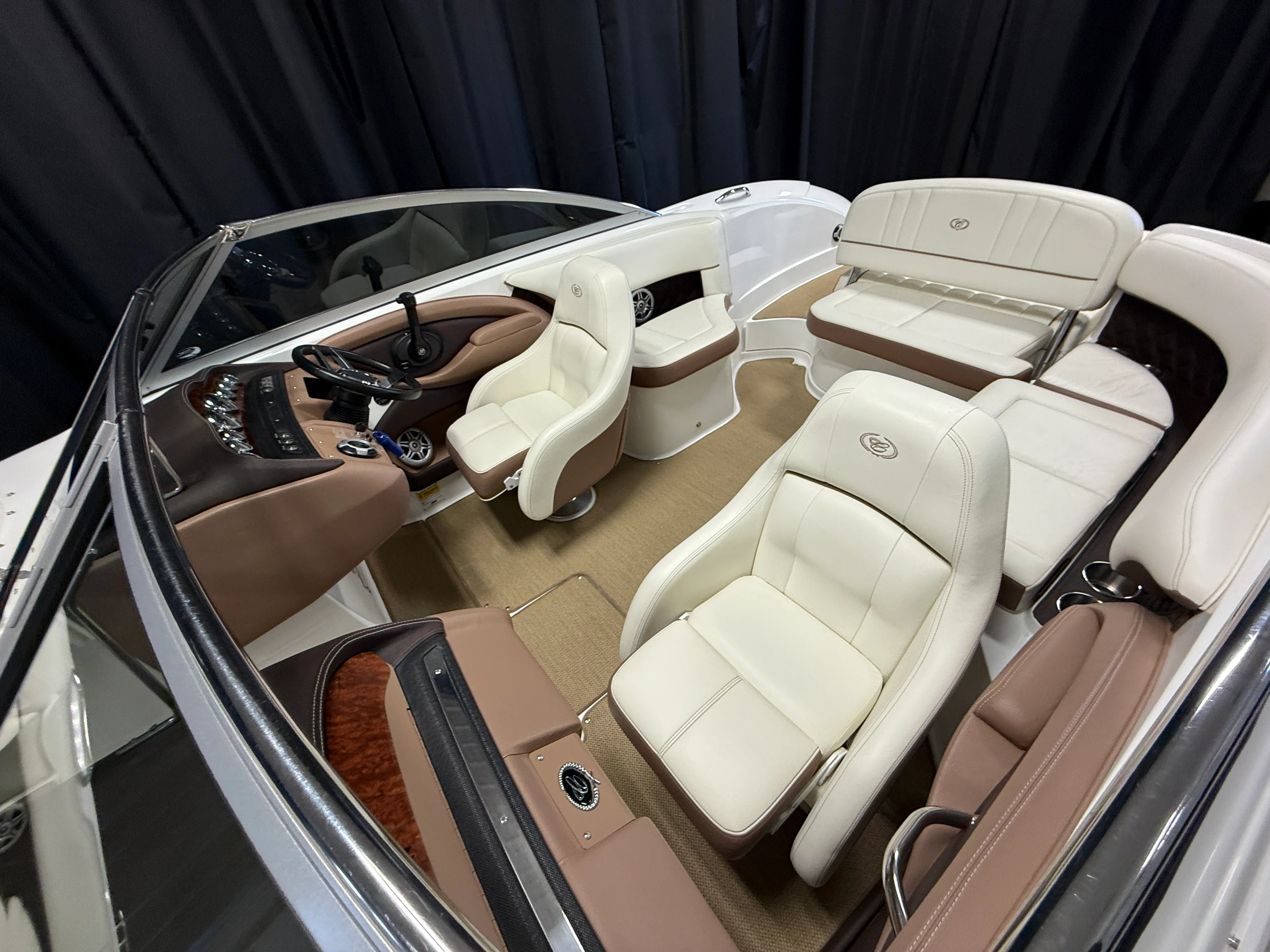 2011 Cobalt 242 Image Thumbnail #6