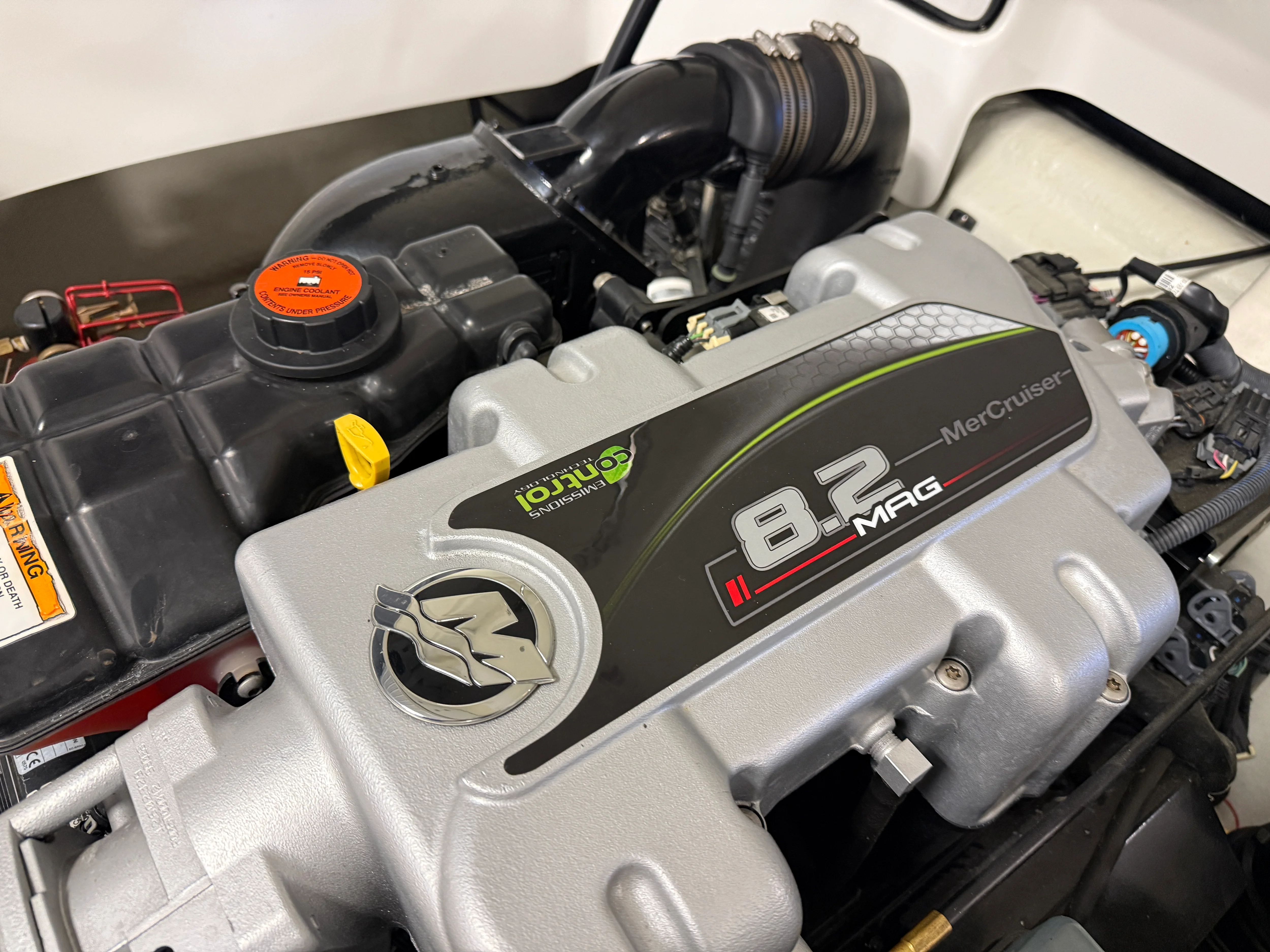 2011 Cobalt 242 Image Thumbnail #19