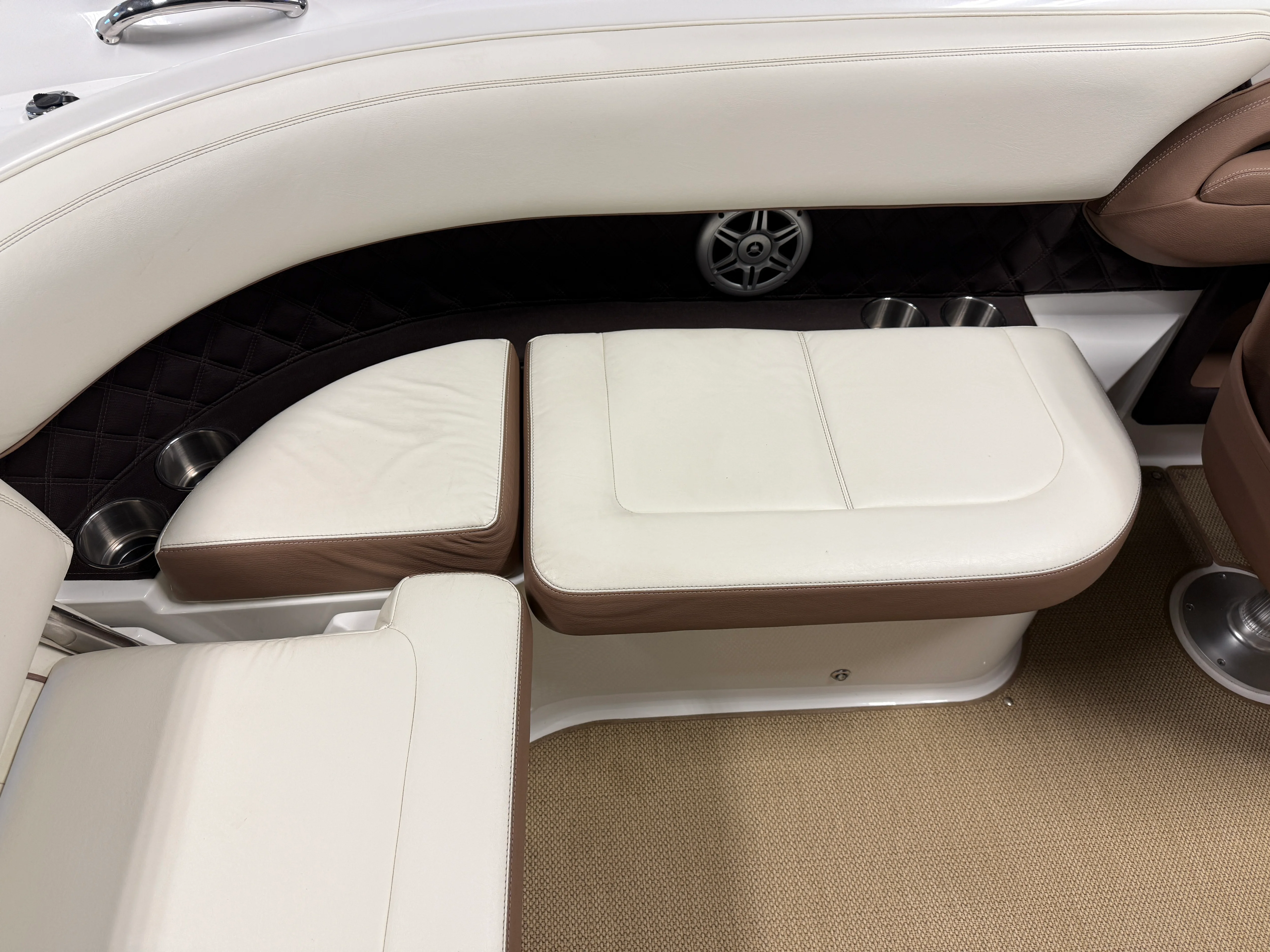 2011 Cobalt 242 Image Thumbnail #22