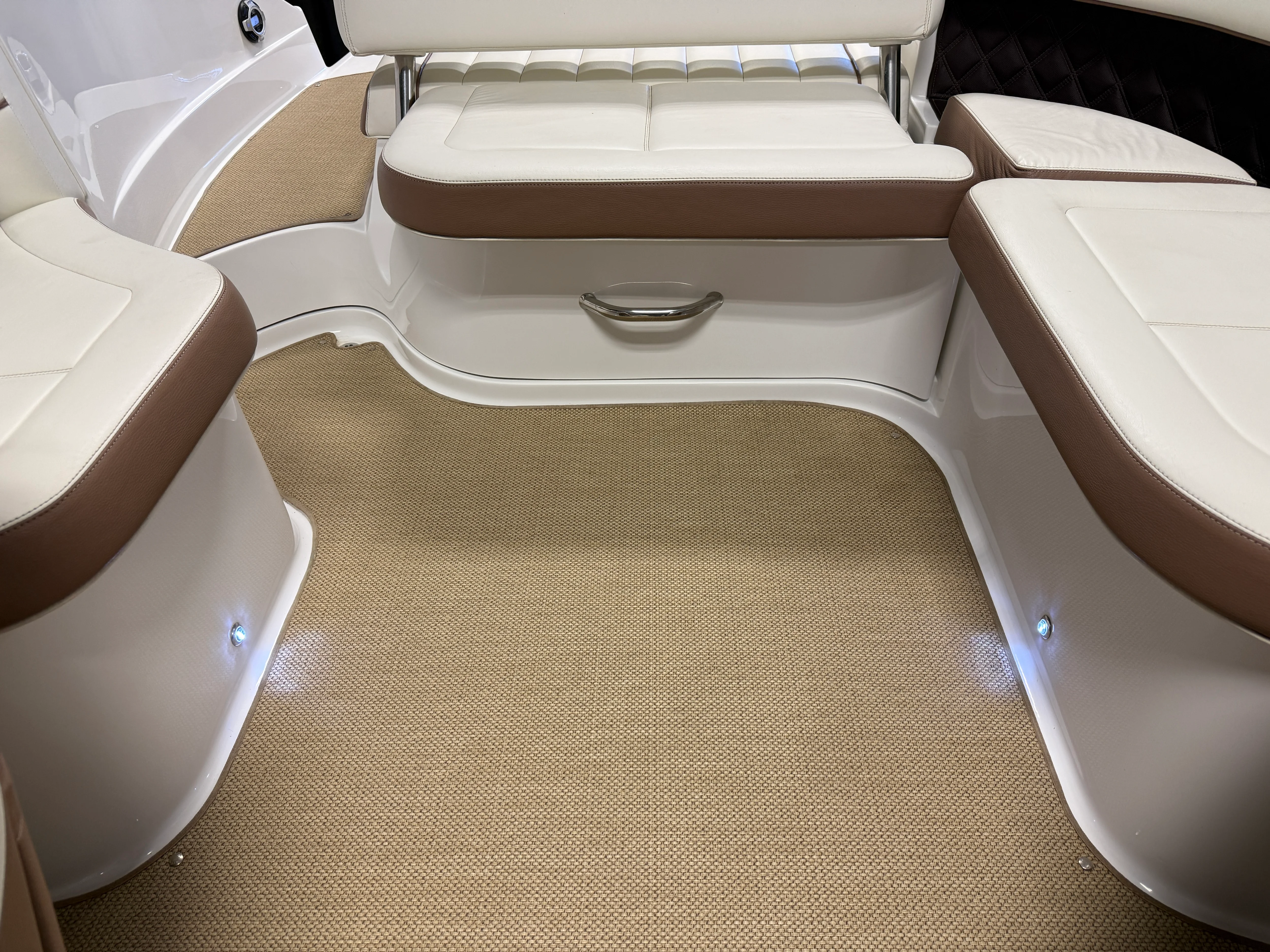 2011 Cobalt 242 Image Thumbnail #47