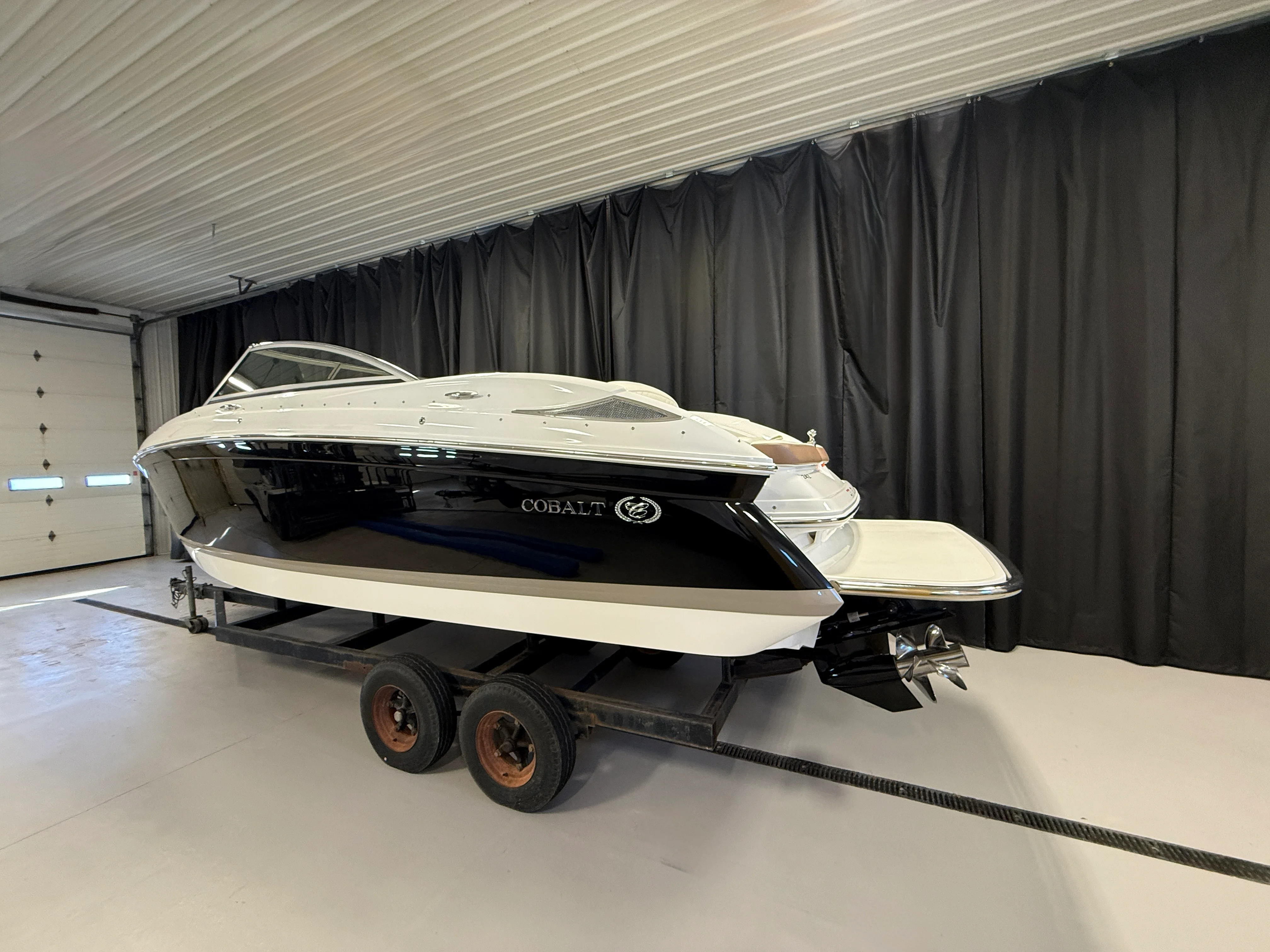 2011 Cobalt 242 Image Thumbnail #3