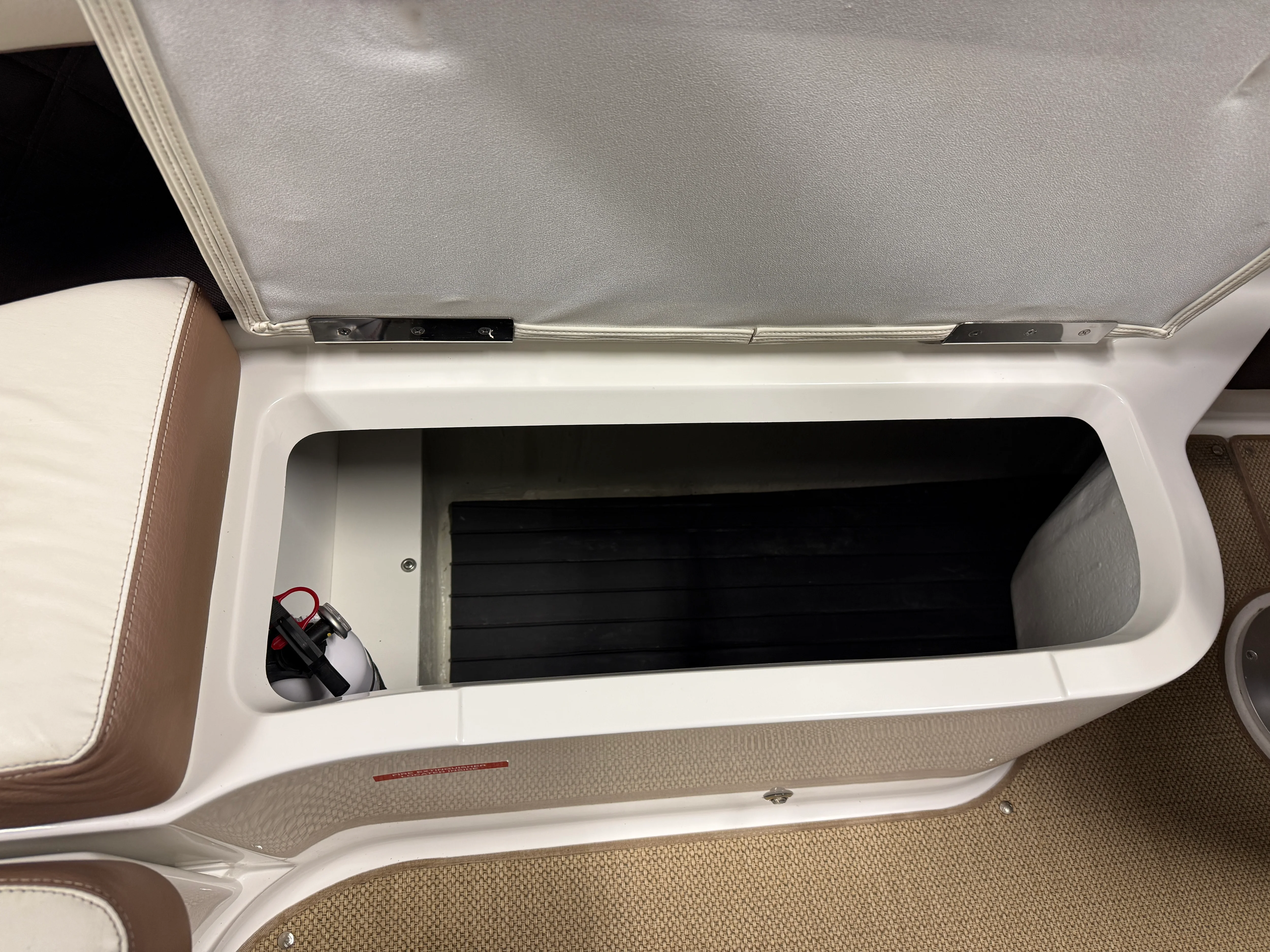 2011 Cobalt 242 Image Thumbnail #23