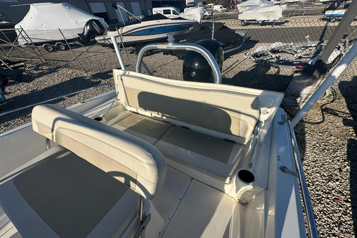 2019 Boston Whaler 180 DAUNTLESS Image Thumbnail #4