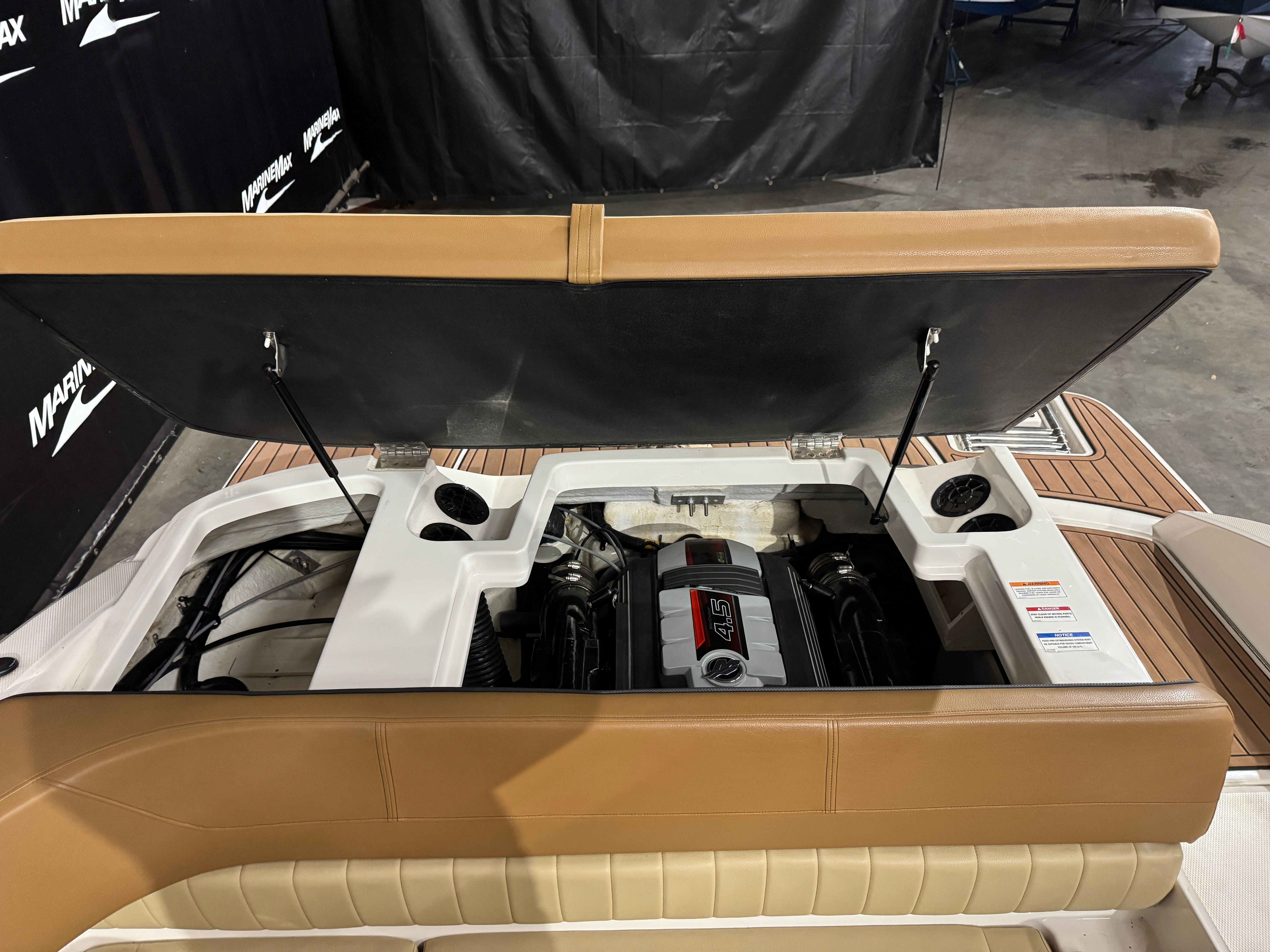 2016 Sea Ray 19 SPX Image Thumbnail #12