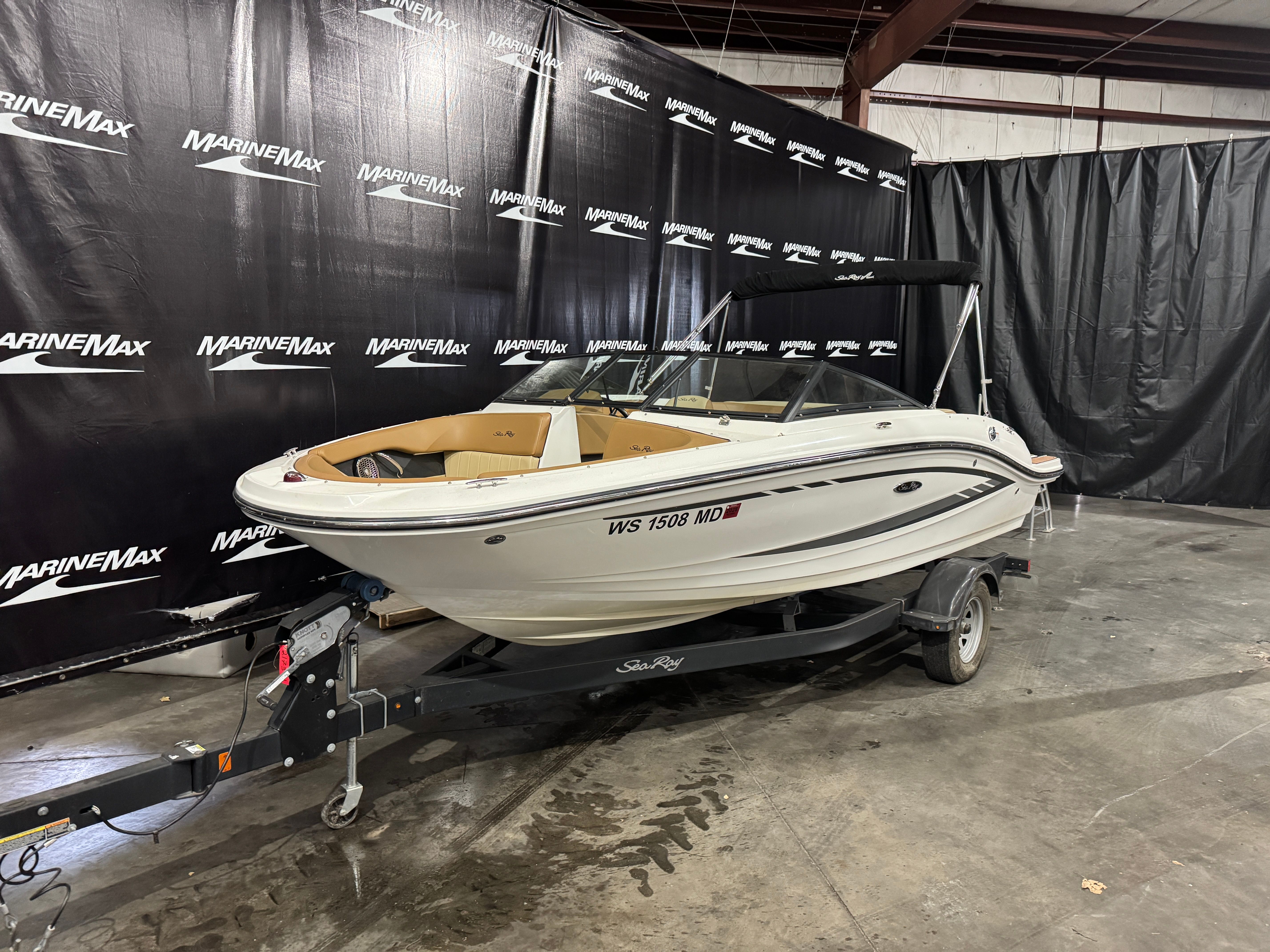 2016 Sea Ray 19 SPX Image Thumbnail #0